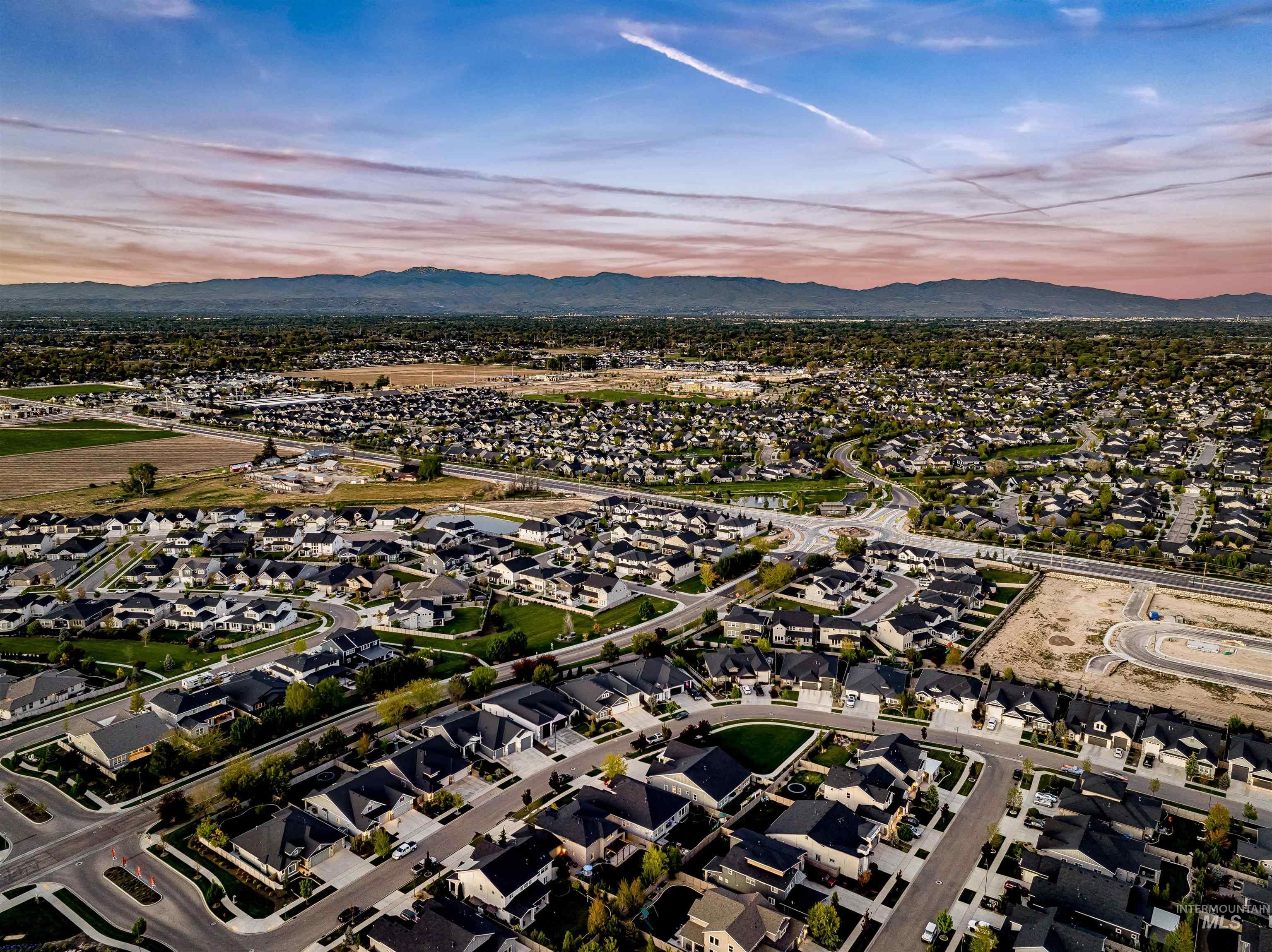 2889 E Lawton Dr, Meridian, Idaho 83642, 4 Bedrooms, 3.5 Bathrooms, Residential For Sale, Price $829,723,MLS 98985219