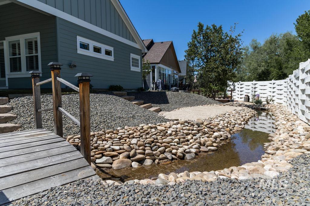 10500 W Waterway Ct, Boise, Idaho 83714, 2 Bedrooms, 2 Bathrooms, Residential For Sale, Price $499,900,MLS 98985221