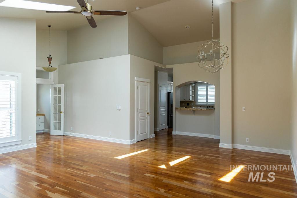 10500 W Waterway Ct, Boise, Idaho 83714, 2 Bedrooms, 2 Bathrooms, Residential For Sale, Price $499,900,MLS 98985221