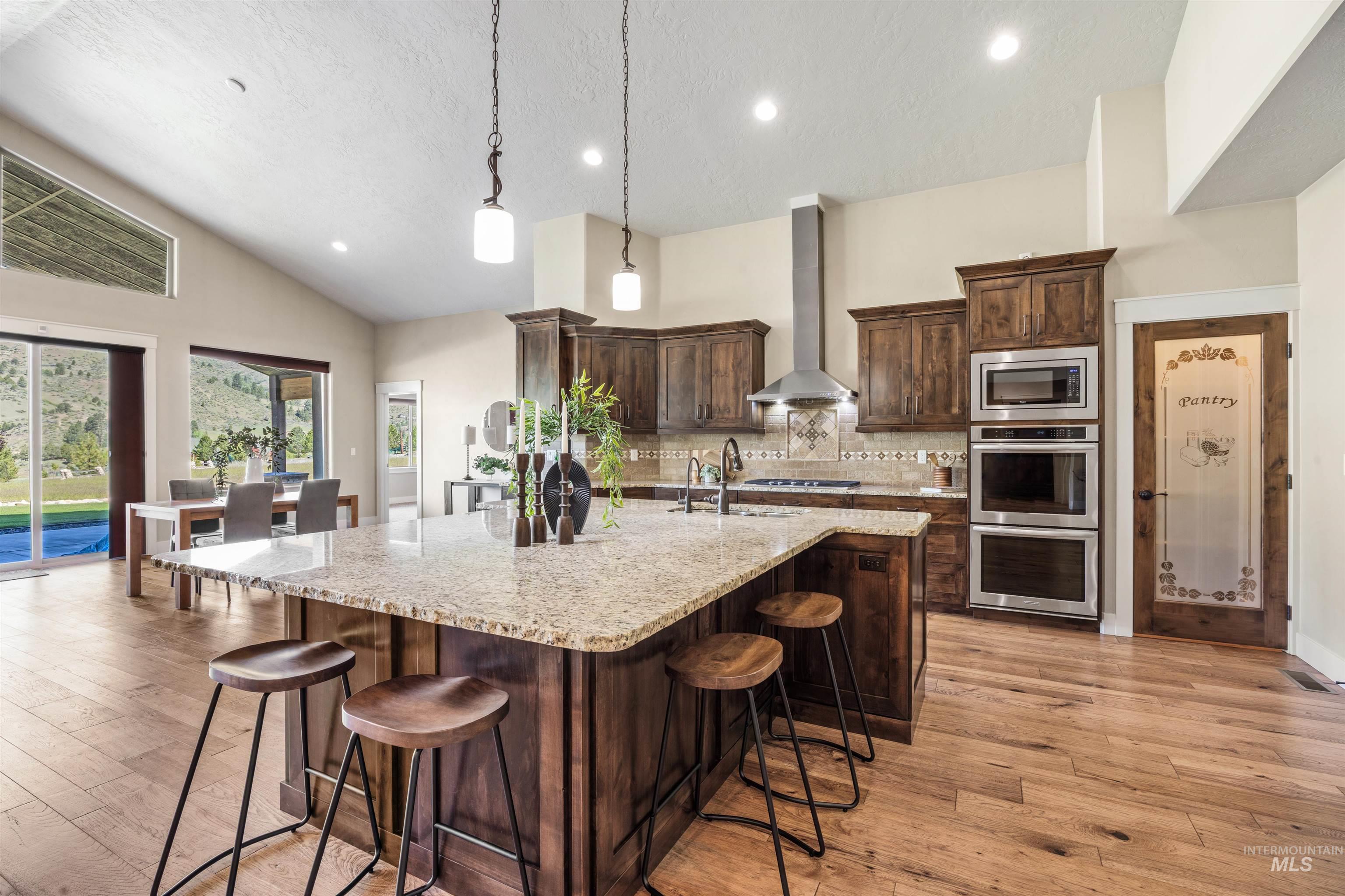 6 Rim Canyon Ln, Boise, Idaho 83716, 3 Bedrooms, 3 Bathrooms, Residential For Sale, Price $975,000,MLS 98985222