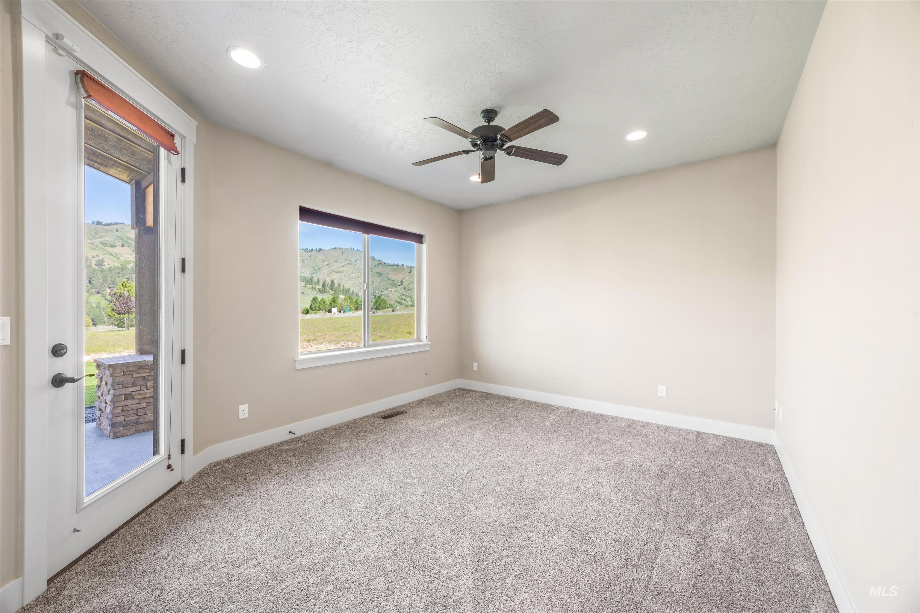 6 Rim Canyon Ln, Boise, Idaho 83716, 3 Bedrooms, 3 Bathrooms, Residential For Sale, Price $975,000,MLS 98985222