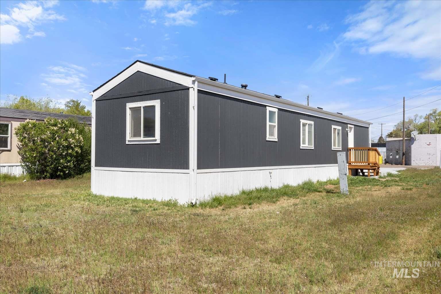 245 W 9Th, Mountain Home, Idaho 83647, 2 Bedrooms, 1 Bathroom, Residential For Sale, Price $48,000,MLS 98985224