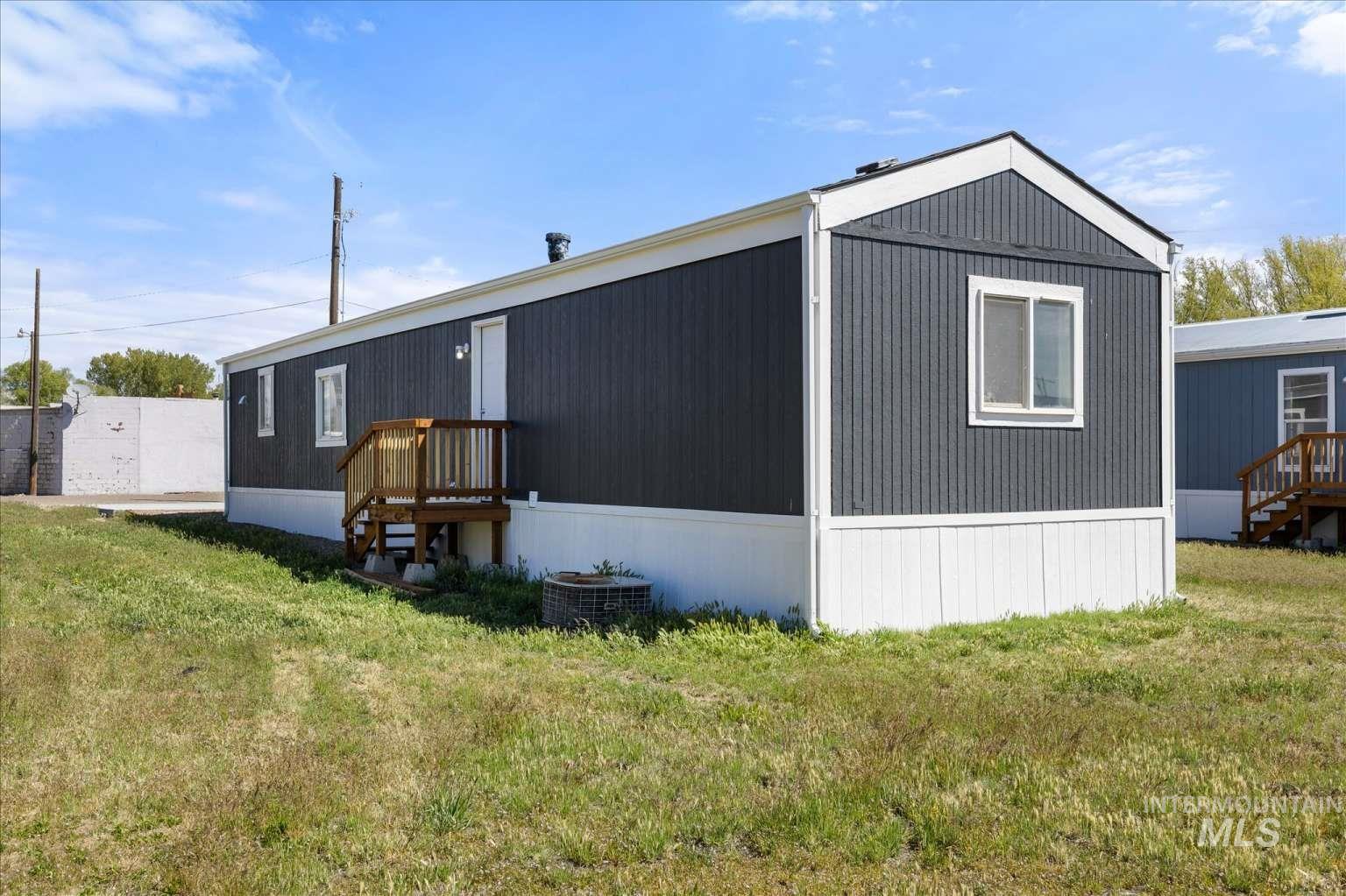 245 W 9Th, Mountain Home, Idaho 83647, 2 Bedrooms, 1 Bathroom, Residential For Sale, Price $48,000,MLS 98985224