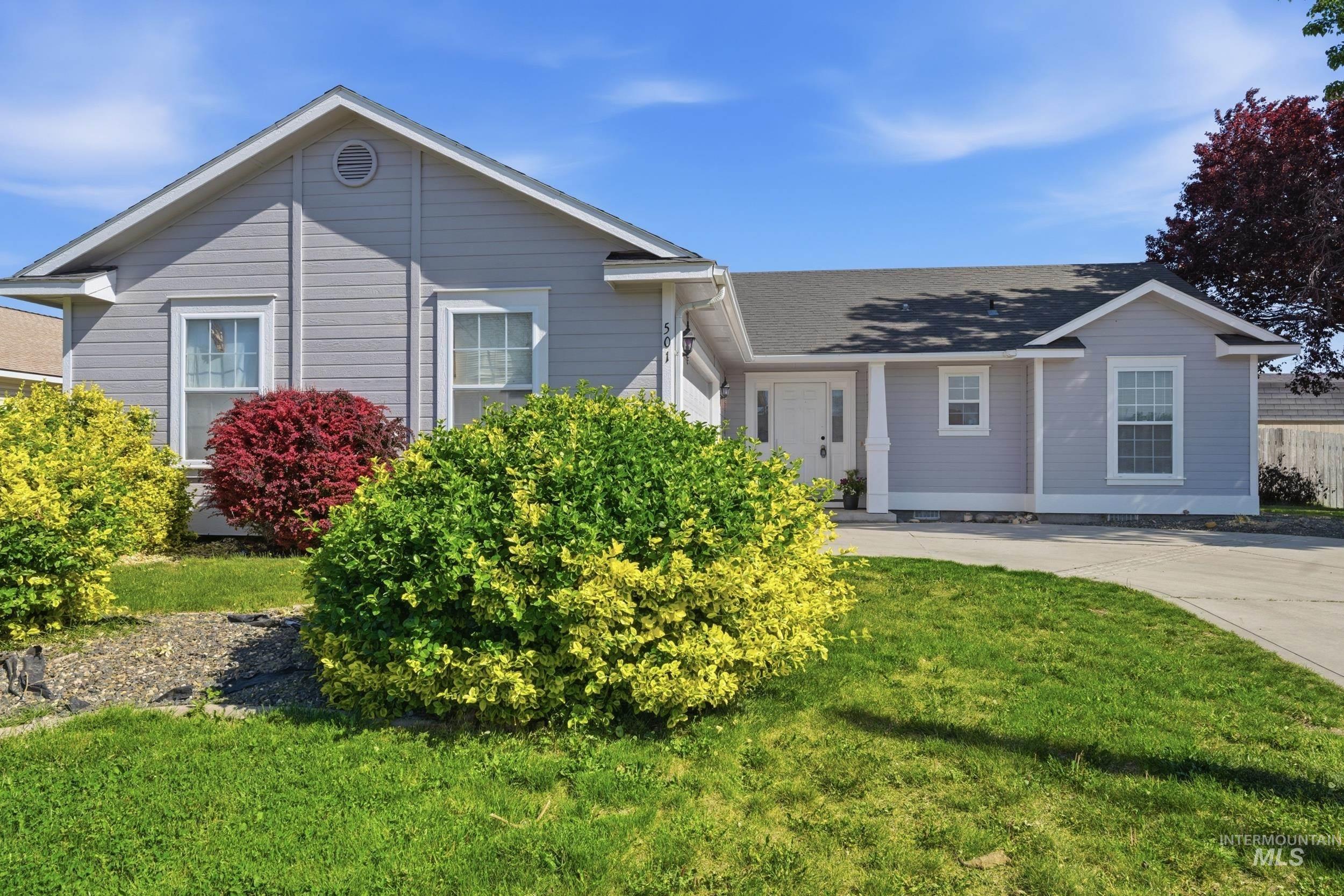 501 Knights Circle, Nampa, Idaho 83687, 3 Bedrooms, 2 Bathrooms, Residential For Sale, Price $370,000, 98985227