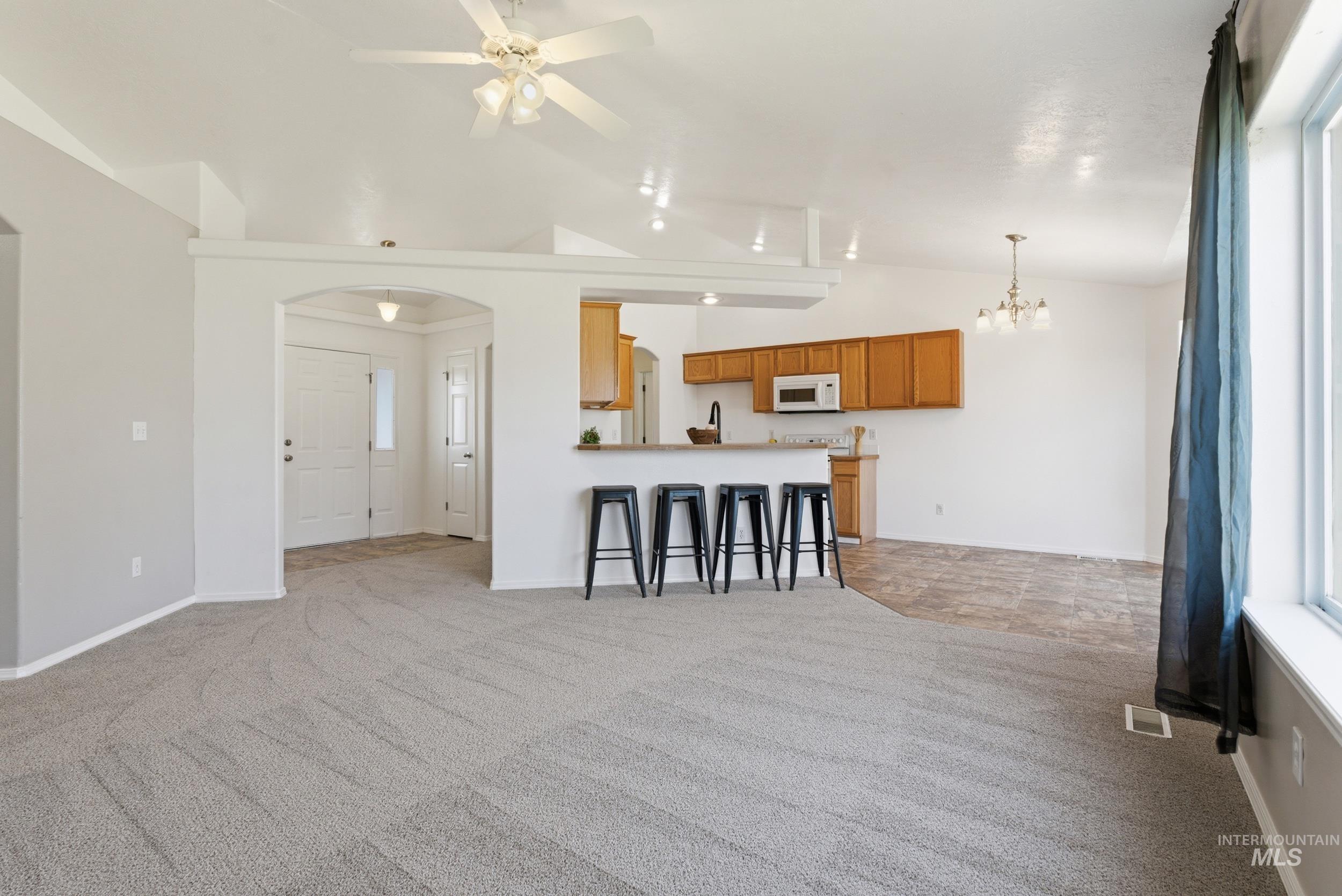 501 Knights Circle, Nampa, Idaho 83687, 3 Bedrooms, 2 Bathrooms, Residential For Sale, Price $380,000, 98985227
