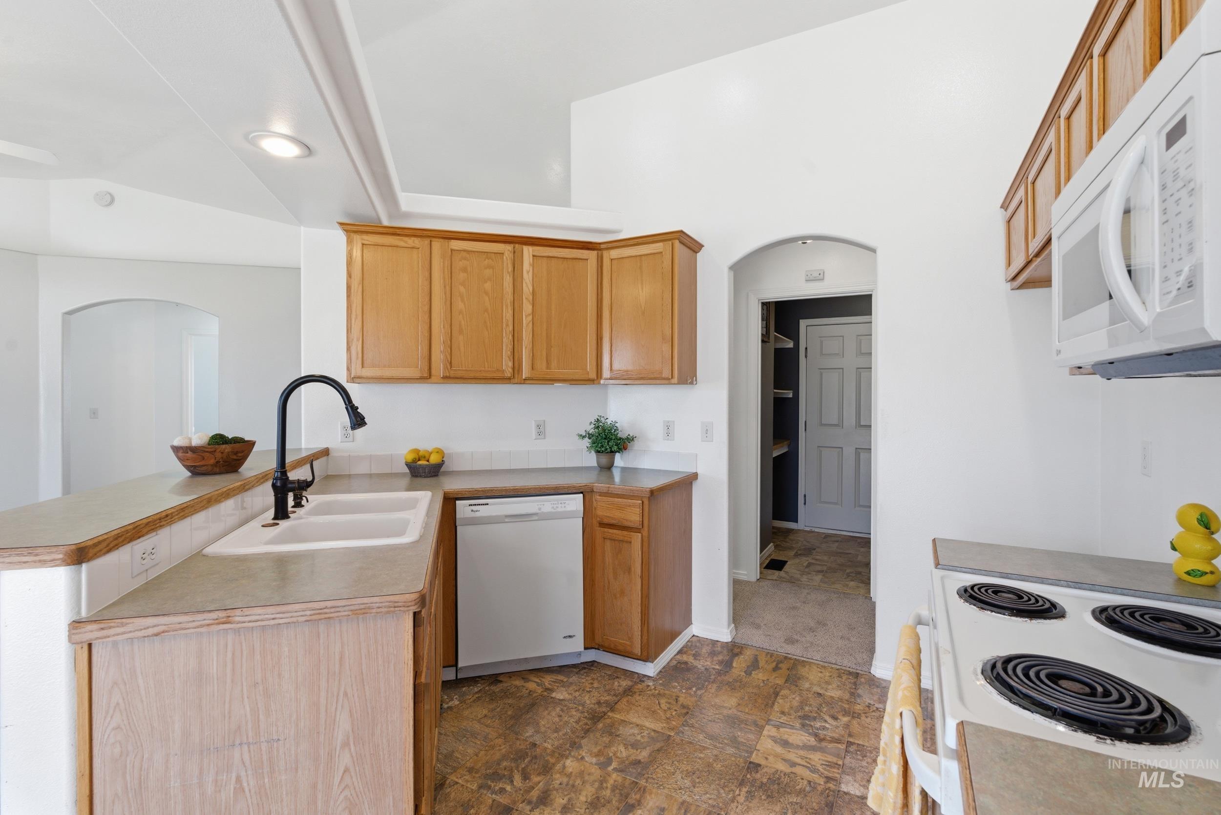 501 Knights Circle, Nampa, Idaho 83687, 3 Bedrooms, 2 Bathrooms, Residential For Sale, Price $380,000, 98985227
