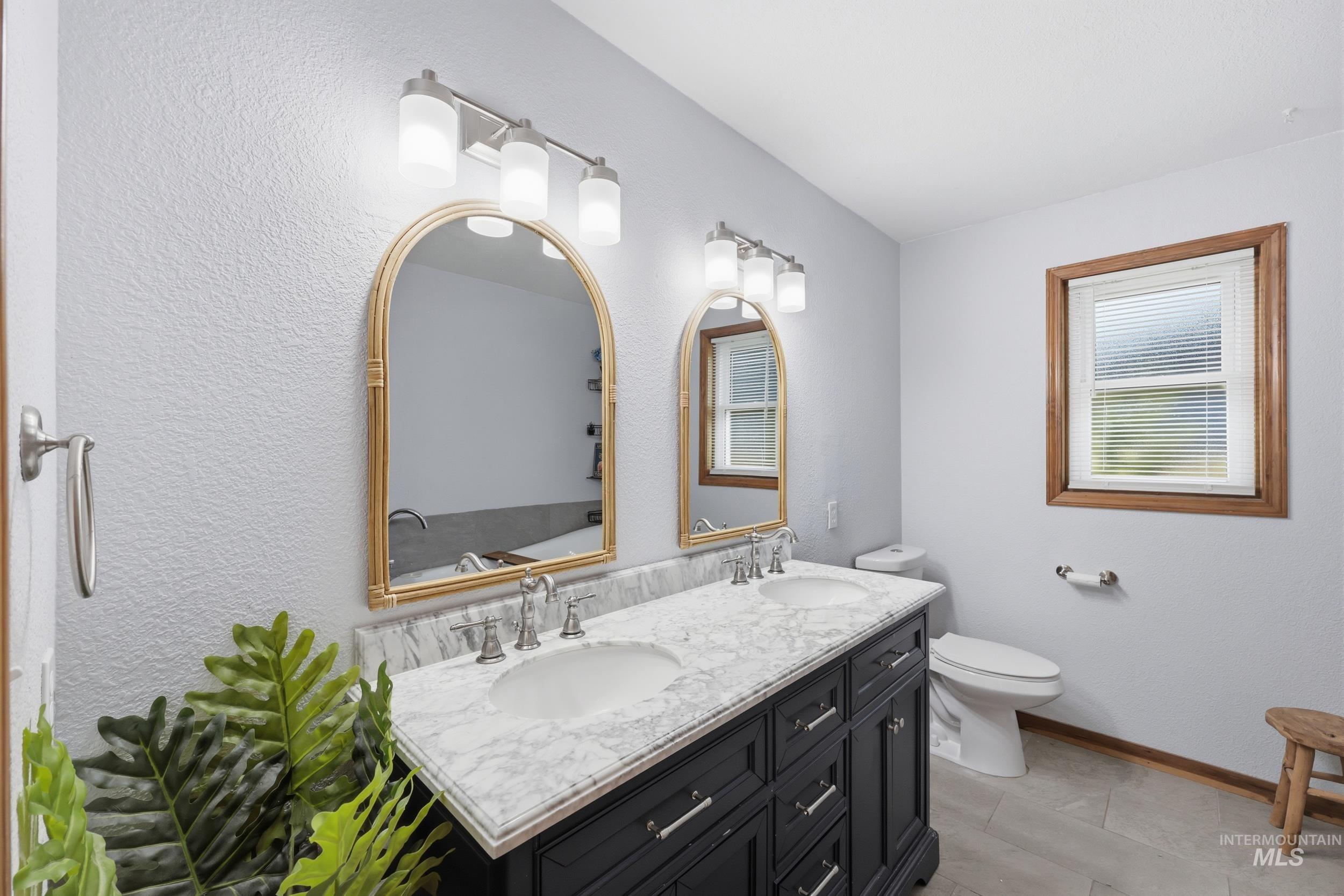 1825 N 6th E, Mountain Home, Idaho 83647, 3 Bedrooms, 2 Bathrooms, Residential For Sale, Price $400,000, 98985230