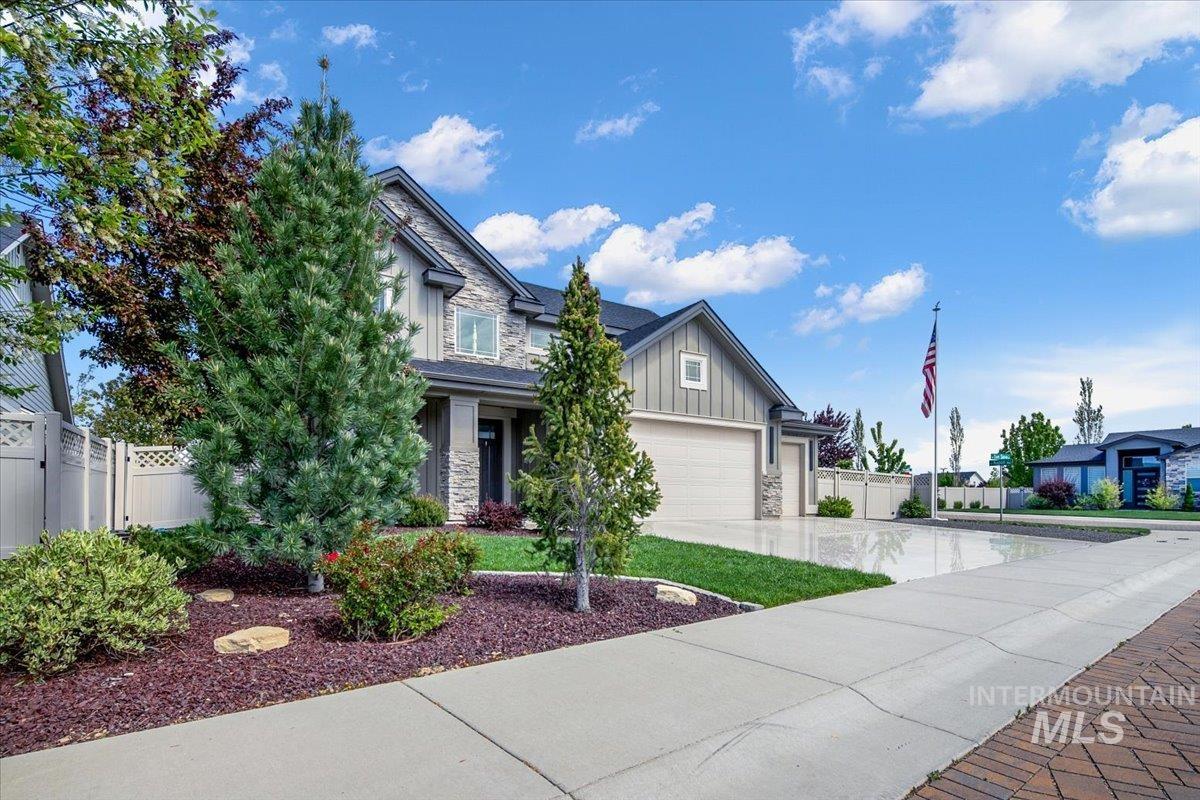 4648 W San Salvo Dr., Meridian, Idaho 83646, 4 Bedrooms, 3.5 Bathrooms, Residential For Sale, Price $939,900, 98985235