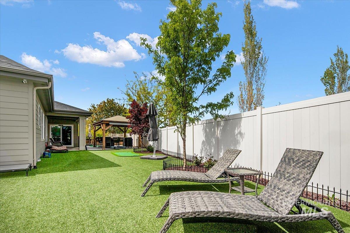 4648 W San Salvo Dr., Meridian, Idaho 83646, 4 Bedrooms, 3.5 Bathrooms, Residential For Sale, Price $939,900, 98985235