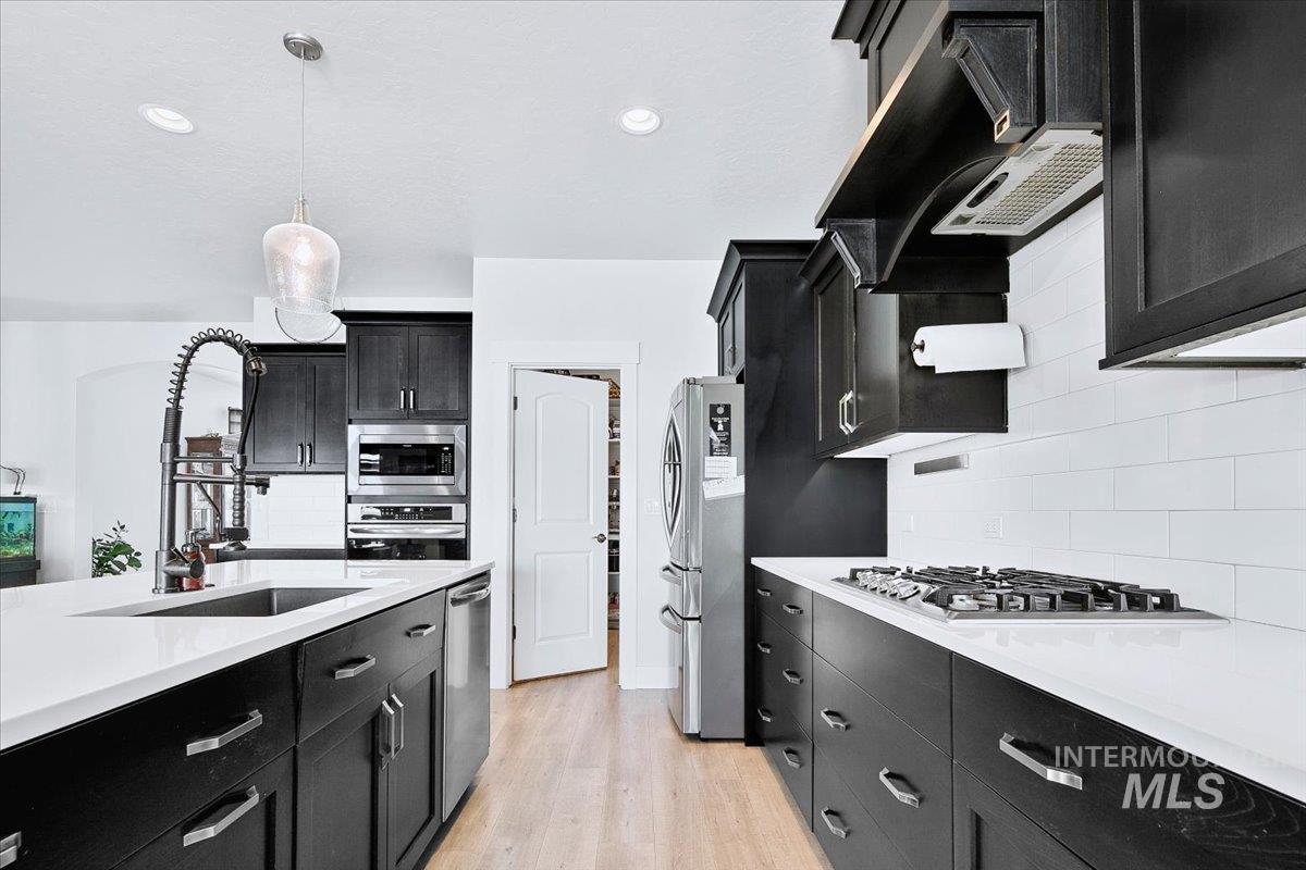 4648 W San Salvo Dr., Meridian, Idaho 83646, 4 Bedrooms, 3.5 Bathrooms, Residential For Sale, Price $939,900, 98985235