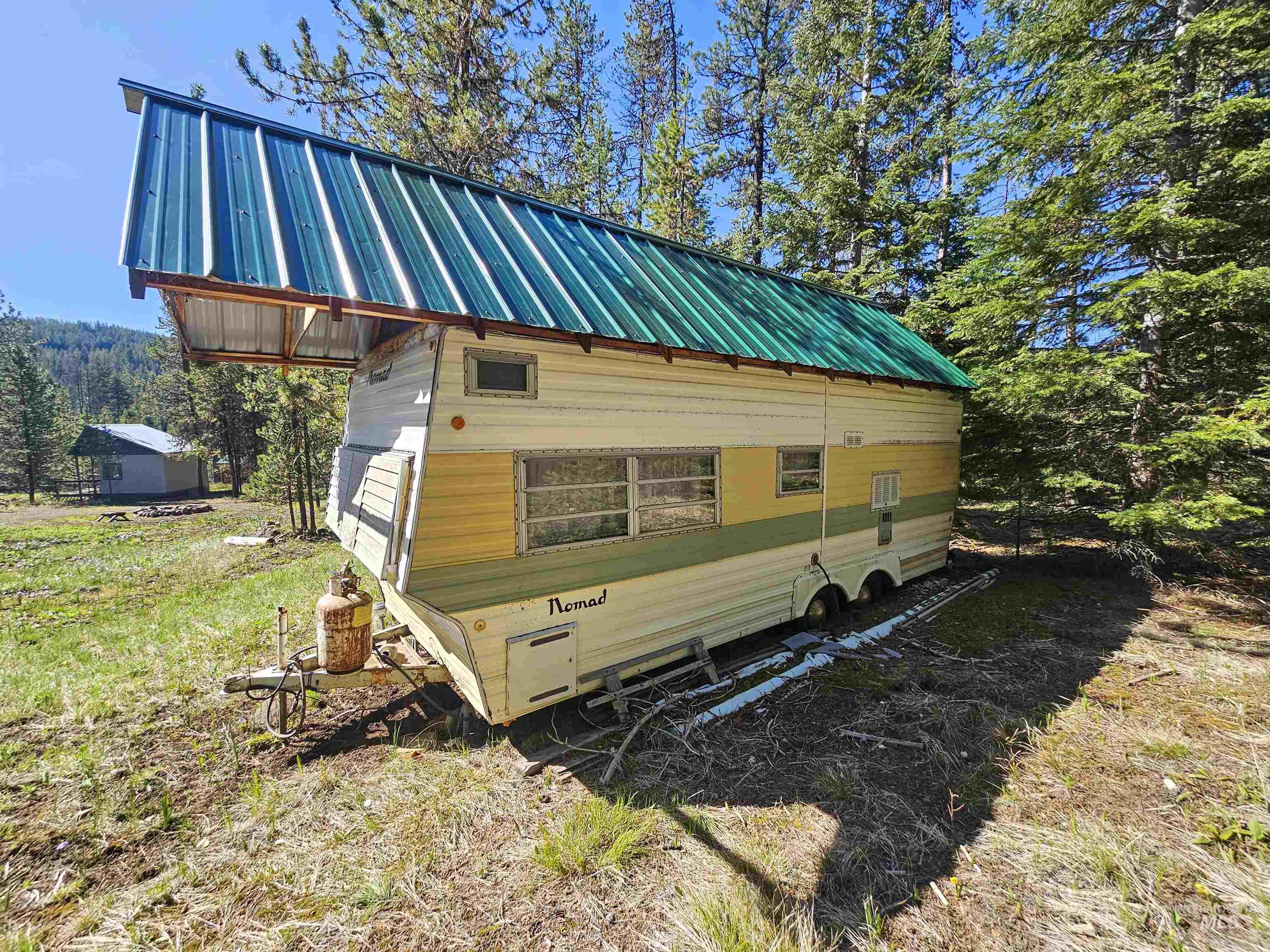 22584 Meadows Lane, Winchester, Idaho 83555, 3 Bedrooms, 1 Bathroom, Residential For Sale, Price $285,000,MLS 98985238