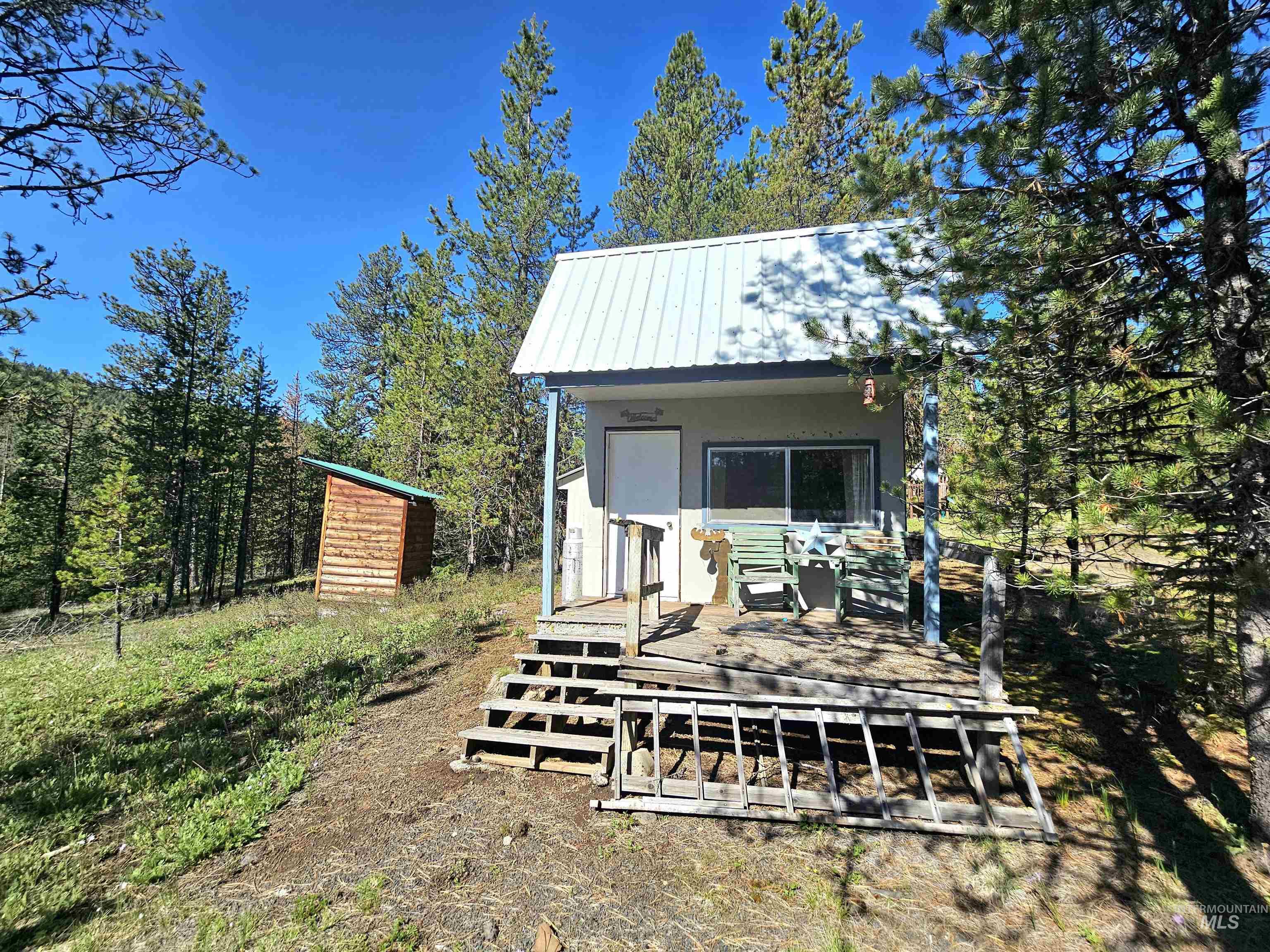 22584 Meadows Lane, Winchester, Idaho 83555, 3 Bedrooms, 1 Bathroom, Residential For Sale, Price $285,000,MLS 98985238