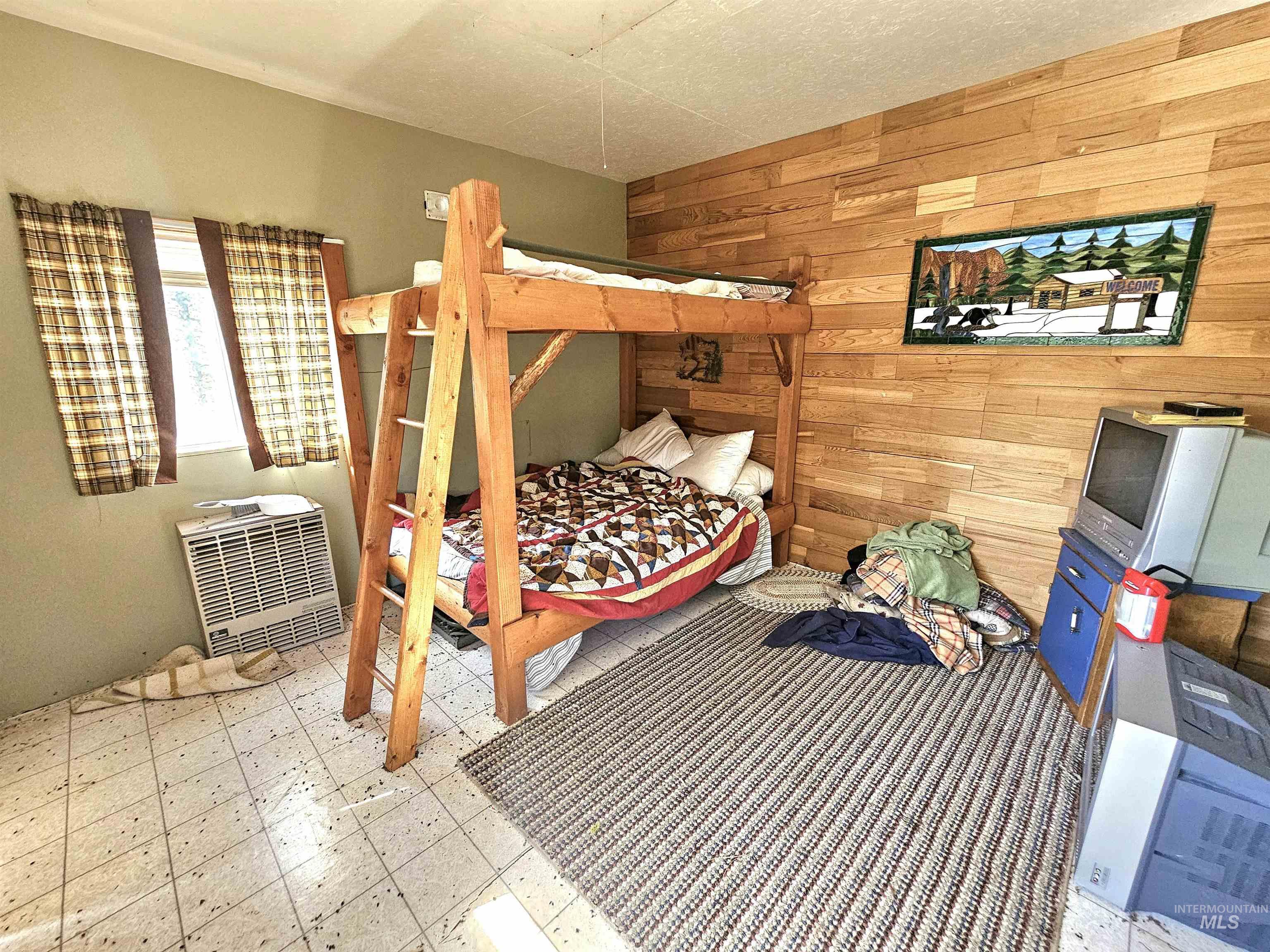 22584 Meadows Lane, Winchester, Idaho 83555, 3 Bedrooms, 1 Bathroom, Residential For Sale, Price $285,000,MLS 98985238