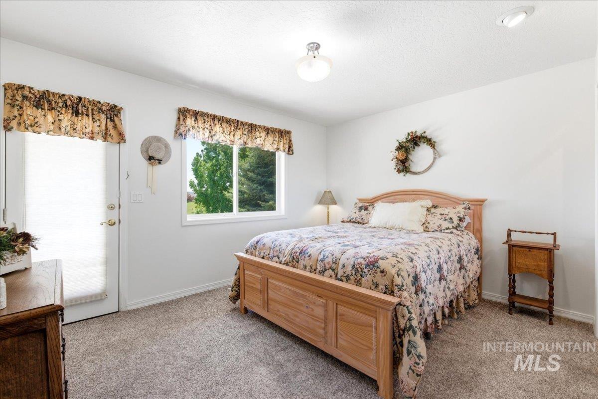 9547 W Golden View Dr, Star, Idaho 83669, 4 Bedrooms, 2.5 Bathrooms, Residential For Sale, Price $999,900, 98985242
