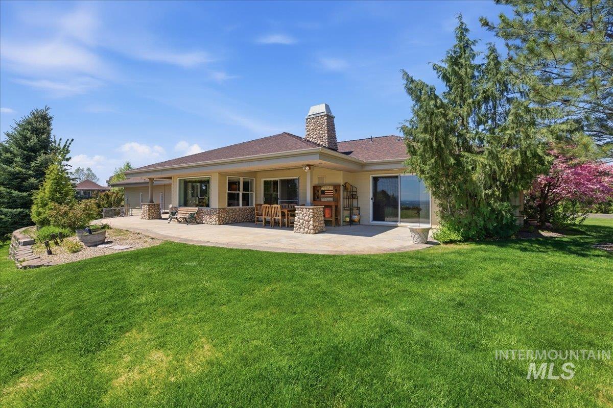 9547 W Golden View Dr, Star, Idaho 83669, 4 Bedrooms, 2.5 Bathrooms, Residential For Sale, Price $999,900,MLS 98985242