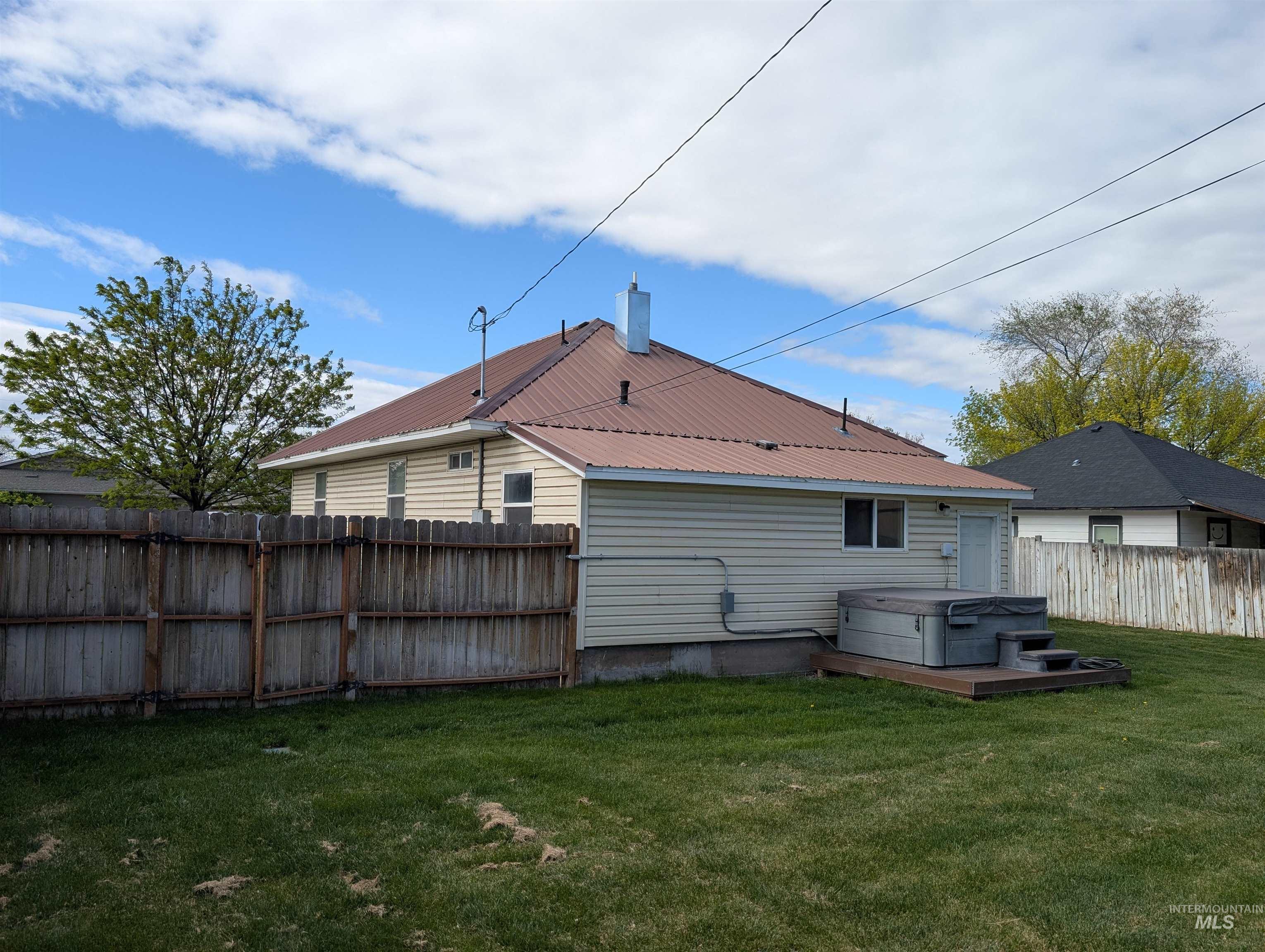 920 2nd Ave W, Twin Falls, Idaho 83301, 3 Bedrooms, 1 Bathroom, Residential For Sale, Price $329,900,MLS 98985243