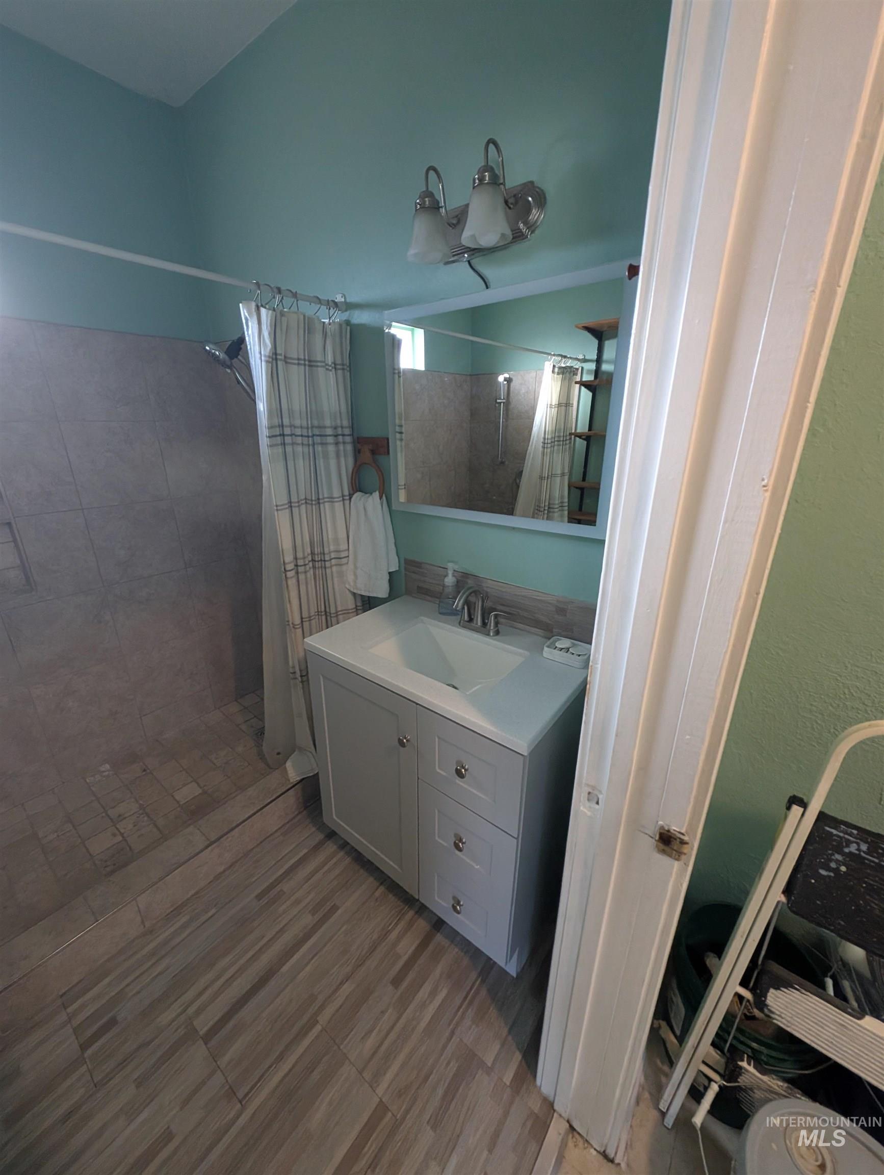 920 2nd Ave W, Twin Falls, Idaho 83301, 3 Bedrooms, 1 Bathroom, Residential For Sale, Price $329,900,MLS 98985243