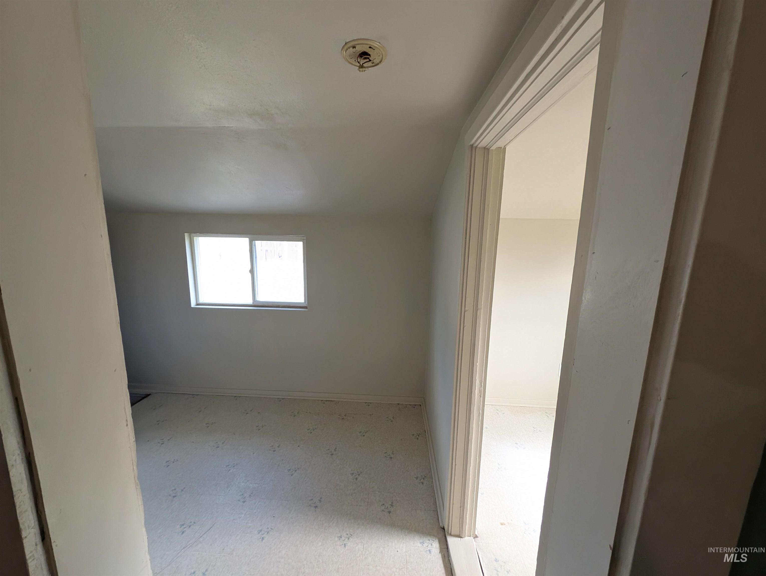 920 2nd Ave W, Twin Falls, Idaho 83301, 3 Bedrooms, 1 Bathroom, Residential For Sale, Price $329,900,MLS 98985243
