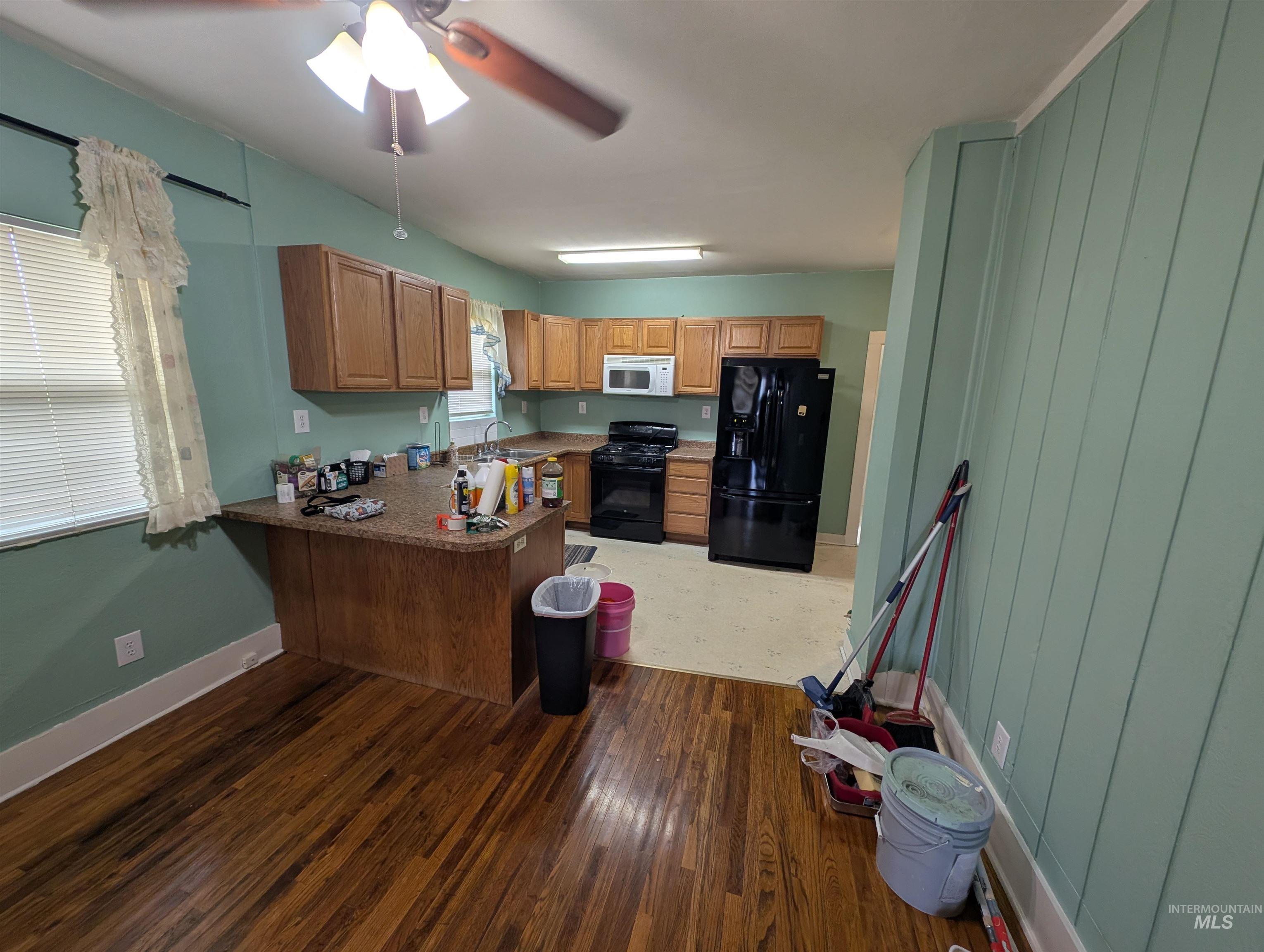 920 2nd Ave W, Twin Falls, Idaho 83301, 3 Bedrooms, 1 Bathroom, Residential For Sale, Price $329,900,MLS 98985243
