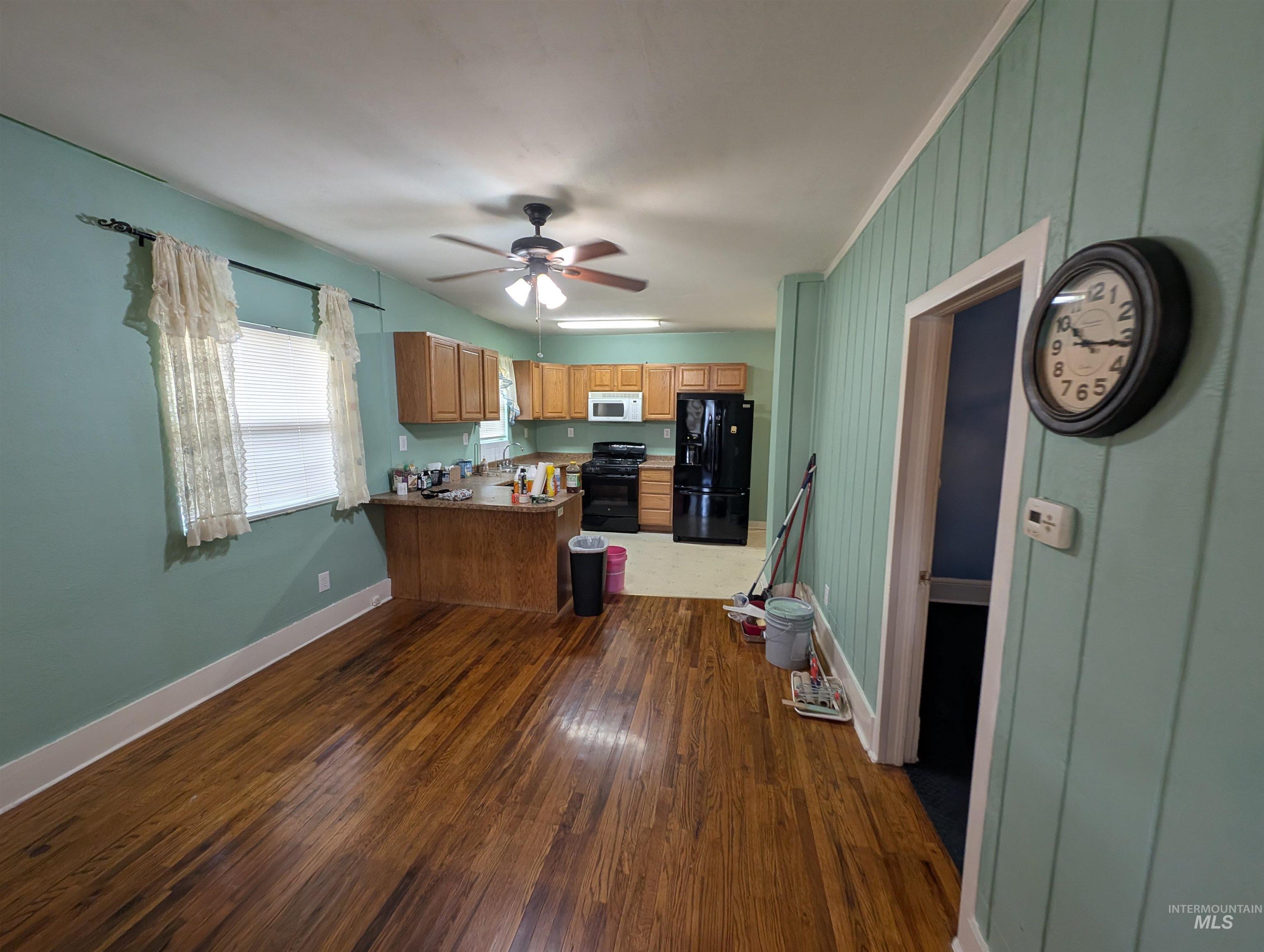920 2nd Ave W, Twin Falls, Idaho 83301, 3 Bedrooms, 1 Bathroom, Residential For Sale, Price $329,900,MLS 98985243