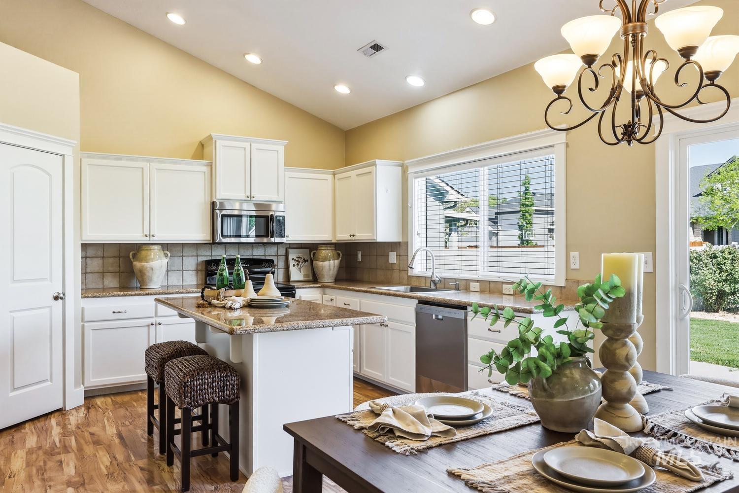 3078 E Shadowview, Eagle, Idaho 83616, 4 Bedrooms, 2.5 Bathrooms, Residential For Sale, Price $649,900, 98985244