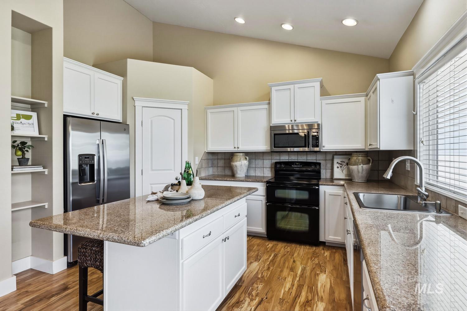 3078 E Shadowview, Eagle, Idaho 83616, 4 Bedrooms, 2.5 Bathrooms, Residential For Sale, Price $649,900, 98985244