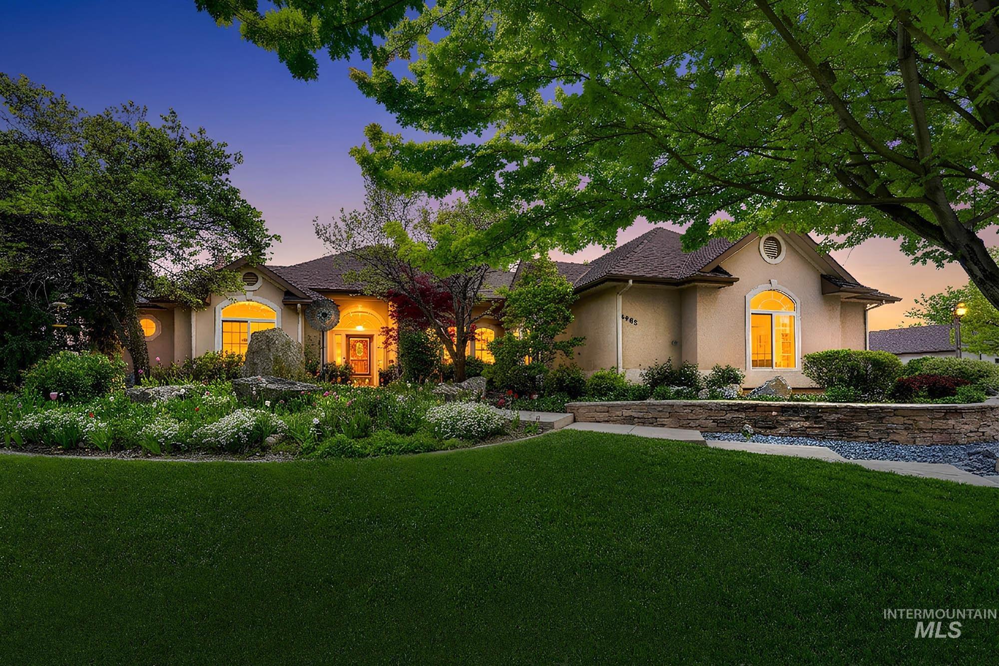 5065 N Golden View Ct, Star, Idaho 83669, 4 Bedrooms, 2.5 Bathrooms, Residential For Sale, Price $1,125,000,MLS 98985245