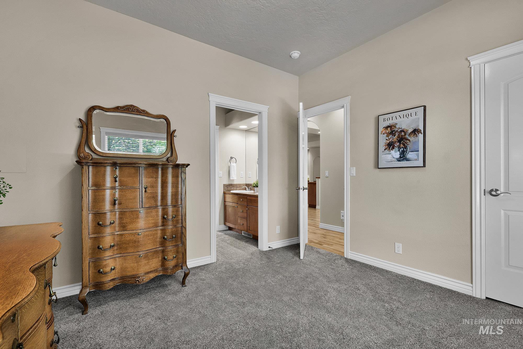 5065 N Golden View Ct, Star, Idaho 83669, 4 Bedrooms, 2.5 Bathrooms, Residential For Sale, Price $1,125,000,MLS 98985245