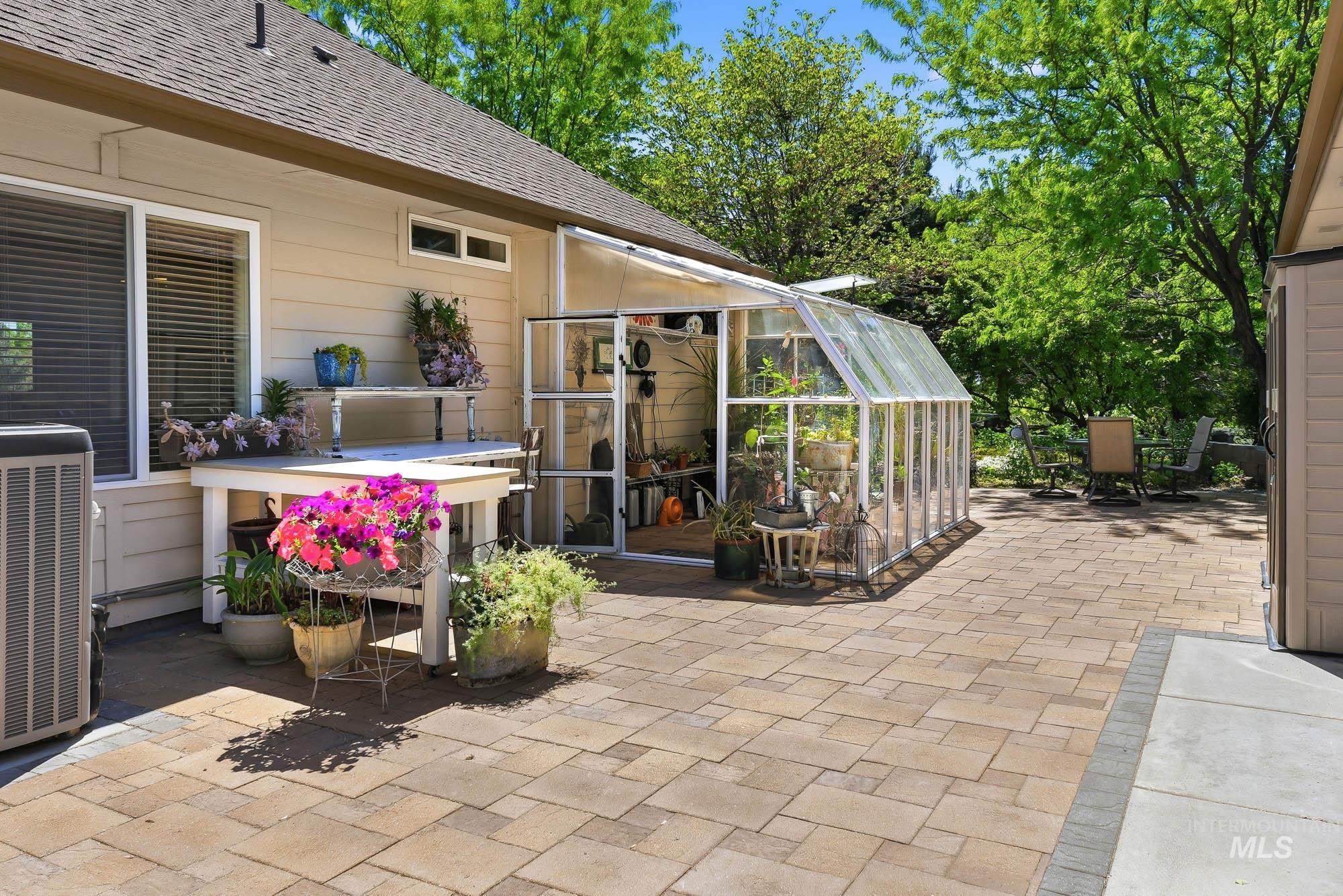 5065 N Golden View Ct, Star, Idaho 83669, 4 Bedrooms, 2.5 Bathrooms, Residential For Sale, Price $1,125,000,MLS 98985245
