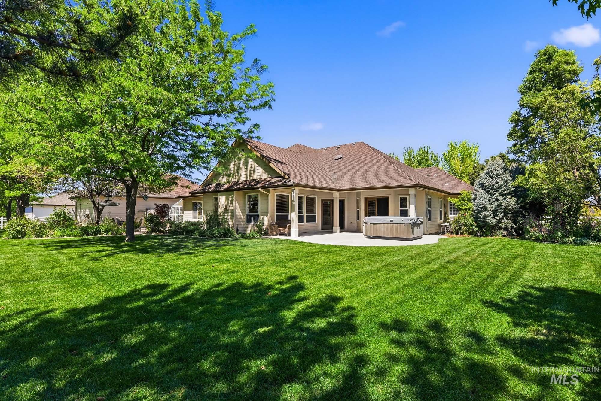 5065 N Golden View Ct, Star, Idaho 83669, 4 Bedrooms, 2.5 Bathrooms, Residential For Sale, Price $1,125,000,MLS 98985245