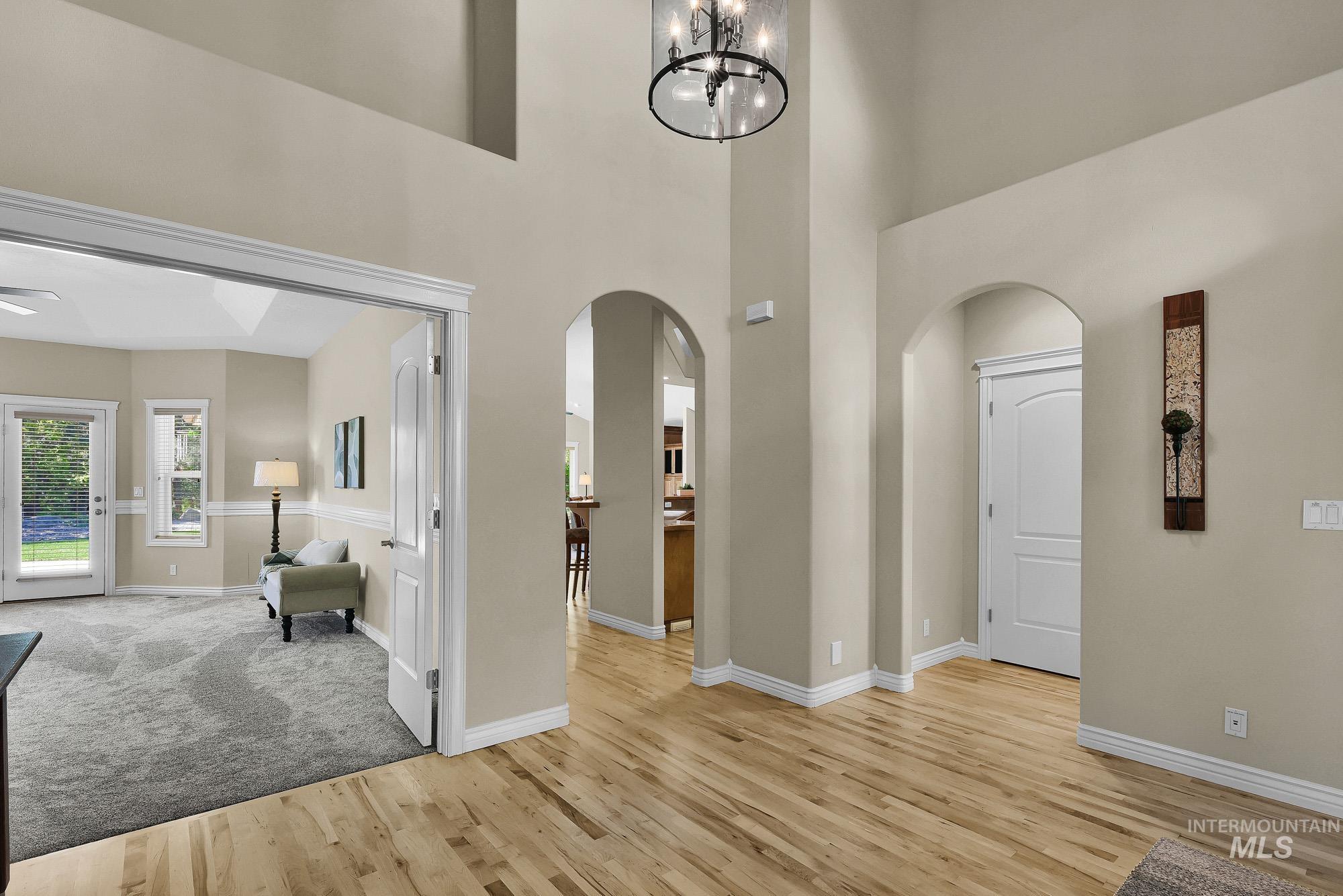5065 N Golden View Ct, Star, Idaho 83669, 4 Bedrooms, 2.5 Bathrooms, Residential For Sale, Price $1,125,000,MLS 98985245