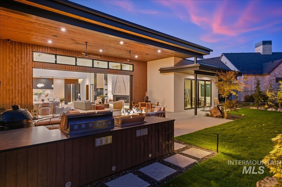 1110 N Arrano Farms Ln, Eagle, Idaho 83616, 3 Bedrooms, 3.5 Bathrooms, Residential For Sale, Price $2,745,000,MLS 98985246