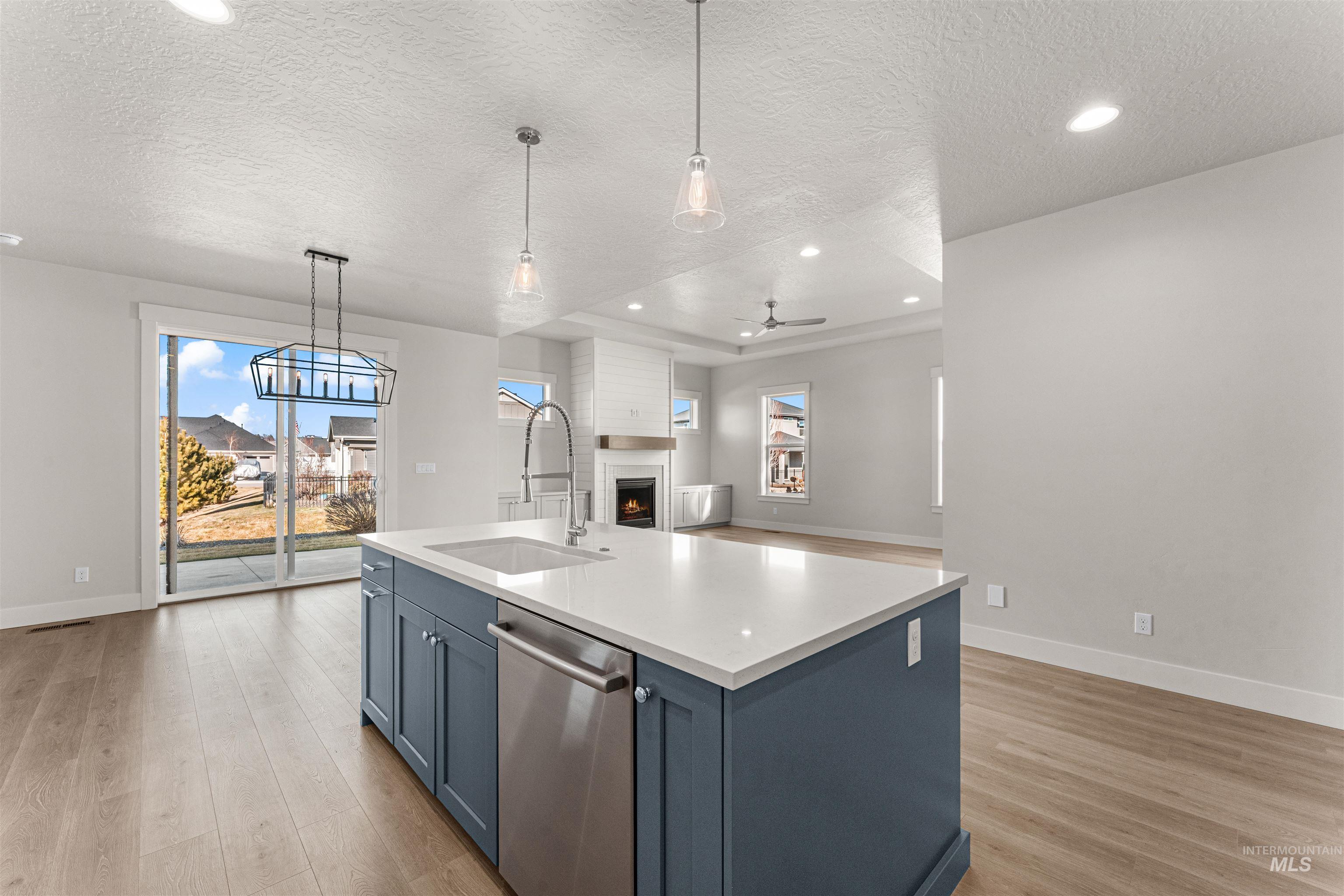 8055 Tandy Cove St., Middleton, Idaho 83644, 3 Bedrooms, 2 Bathrooms, Residential For Sale, Price $599,900, 98985247