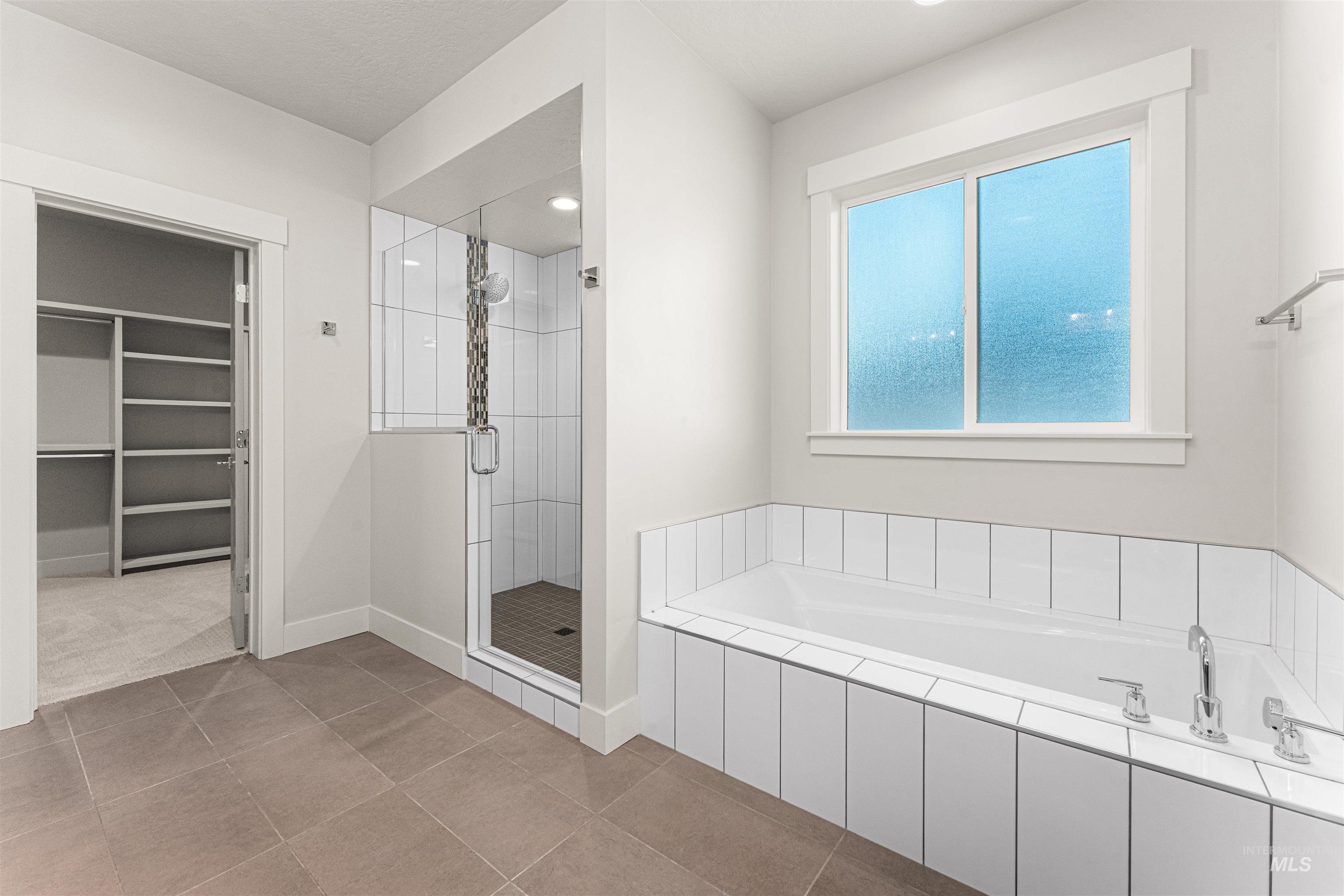 8055 Tandy Cove St., Middleton, Idaho 83644, 3 Bedrooms, 2 Bathrooms, Residential For Sale, Price $599,900, 98985247
