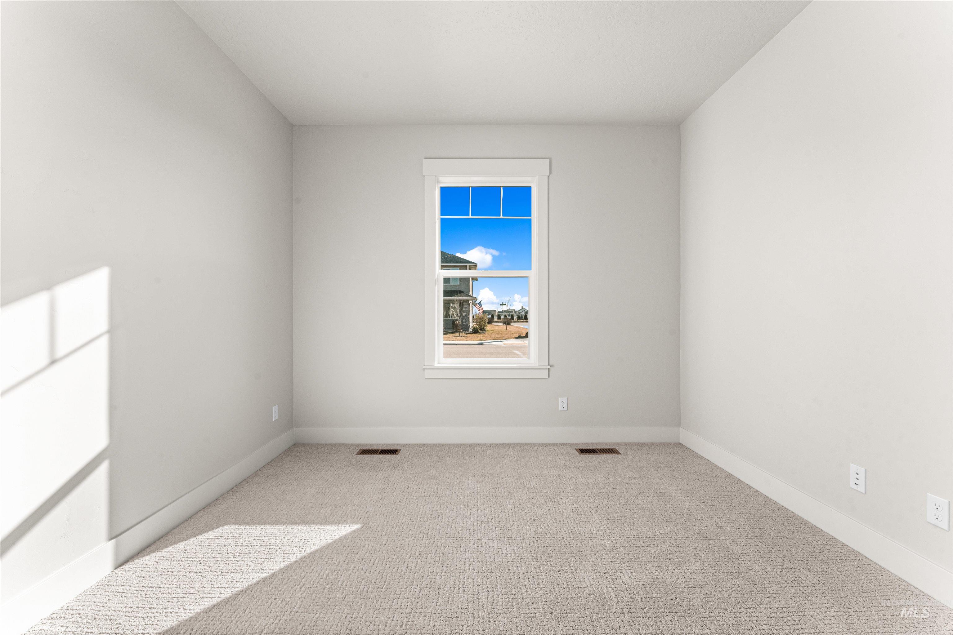 8055 Tandy Cove St., Middleton, Idaho 83644, 3 Bedrooms, 2 Bathrooms, Residential For Sale, Price $599,900, 98985247