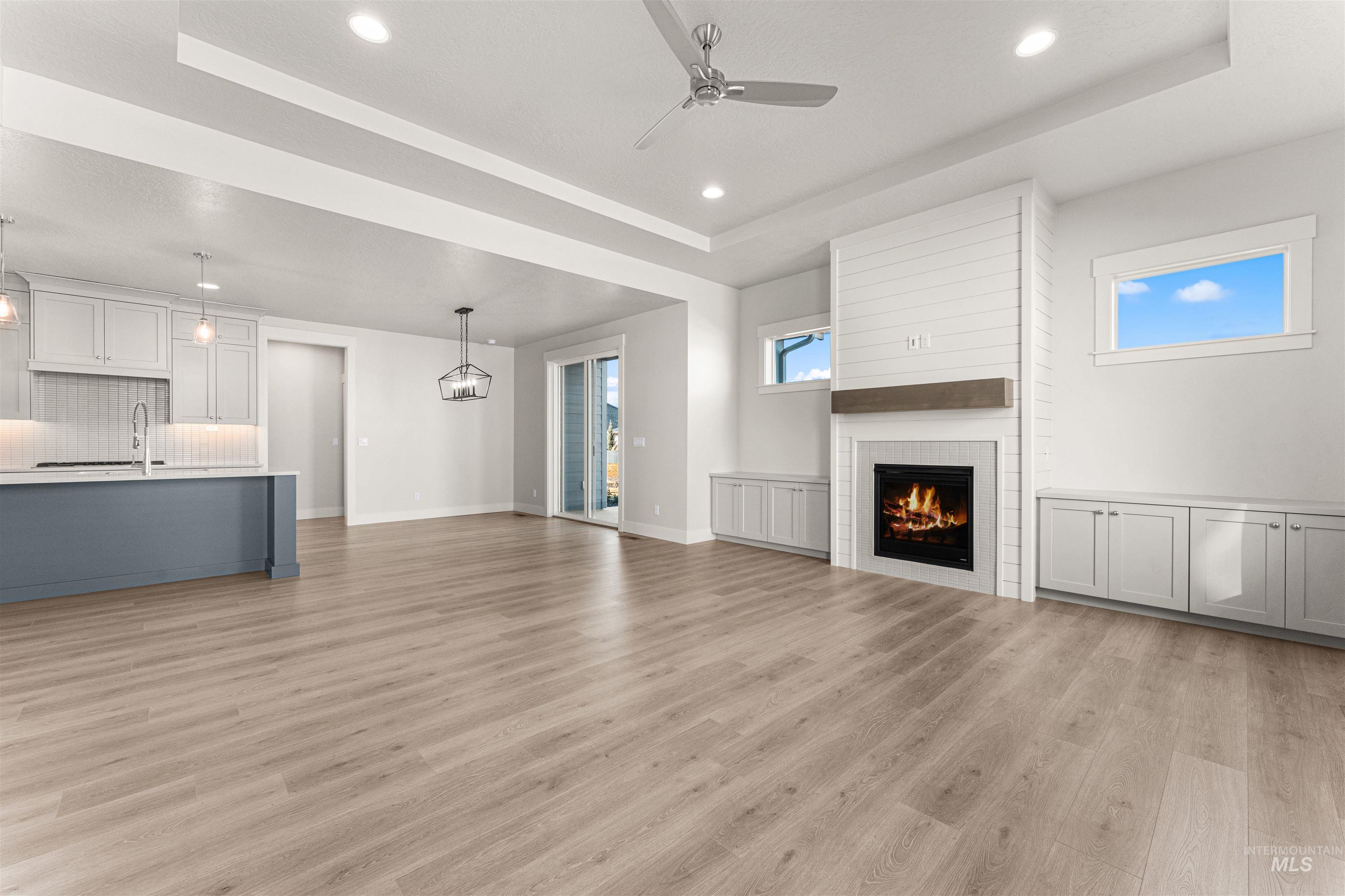 8055 Tandy Cove St., Middleton, Idaho 83644, 3 Bedrooms, 2 Bathrooms, Residential For Sale, Price $599,900, 98985247