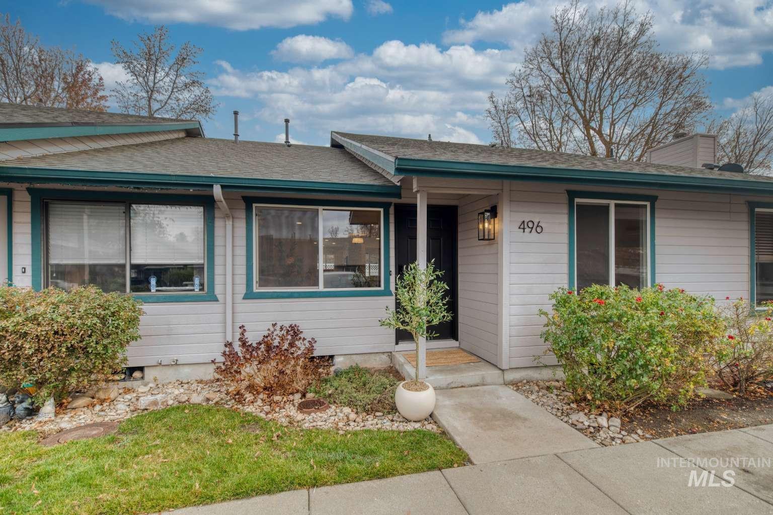 496 E Chester Ln, Boise, Idaho 83706, 2 Bedrooms, 2 Bathrooms, Residential For Sale, Price $369,900, 98985248