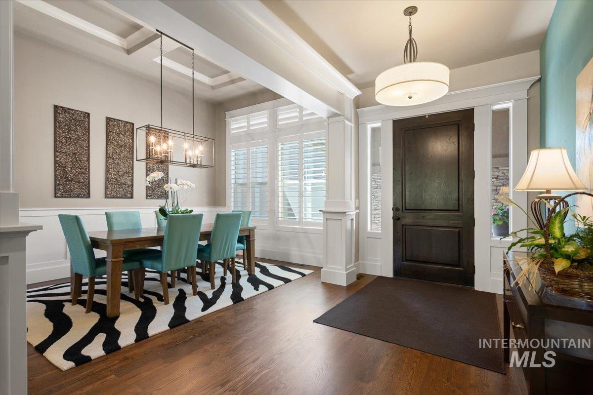 6726 N Fairborn Ave, Meridian, Idaho 83646, 4 Bedrooms, 3.5 Bathrooms, Residential For Sale, Price $1,150,000,MLS 98985253