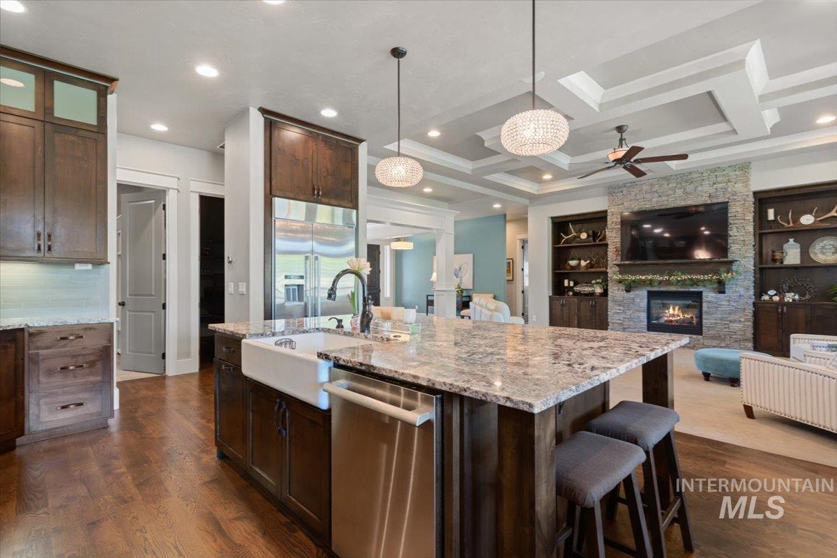 6726 N Fairborn Ave, Meridian, Idaho 83646, 4 Bedrooms, 3.5 Bathrooms, Residential For Sale, Price $1,150,000,MLS 98985253
