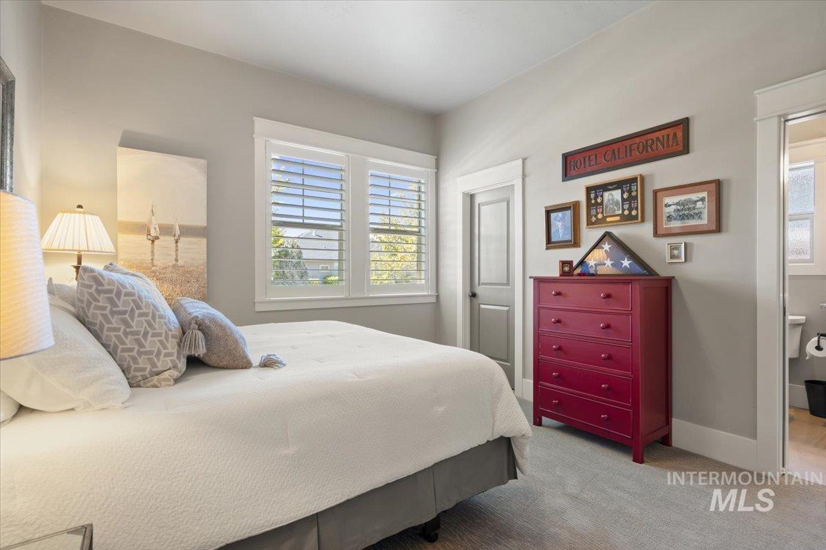 6726 N Fairborn Ave, Meridian, Idaho 83646, 4 Bedrooms, 3.5 Bathrooms, Residential For Sale, Price $1,150,000,MLS 98985253