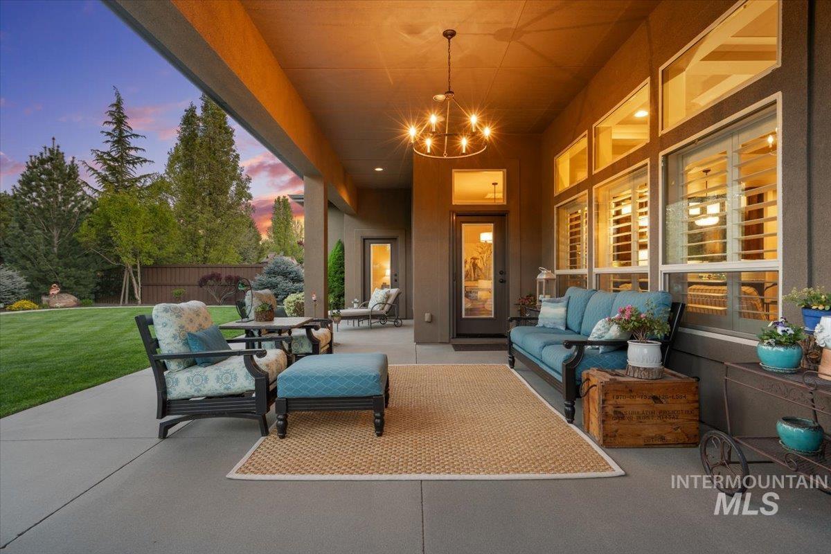 6726 N Fairborn Ave, Meridian, Idaho 83646, 4 Bedrooms, 3.5 Bathrooms, Residential For Sale, Price $1,150,000,MLS 98985253