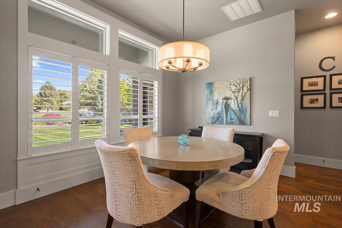 6726 N Fairborn Ave, Meridian, Idaho 83646, 4 Bedrooms, 3.5 Bathrooms, Residential For Sale, Price $1,150,000,MLS 98985253