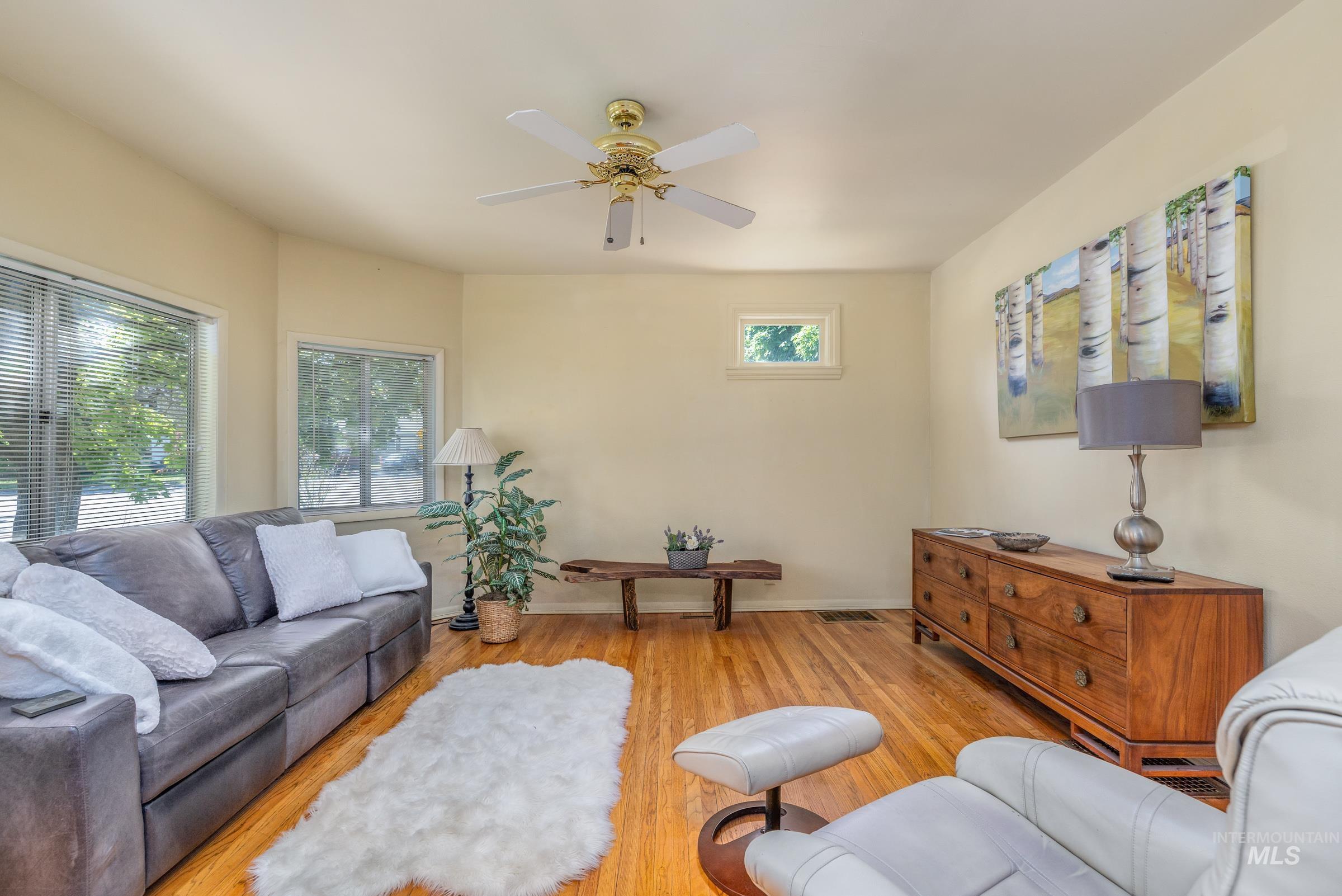 1101 N 8th Street, Boise, Idaho 83702, 4 Bedrooms, 2.5 Bathrooms, Residential For Sale, Price $1,185,000,MLS 98985255