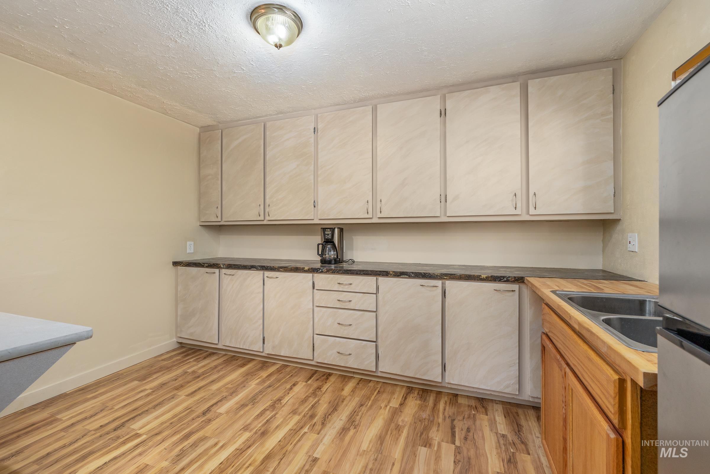 1101 N 8th Street, Boise, Idaho 83702, 4 Bedrooms, 2.5 Bathrooms, Residential For Sale, Price $1,185,000, 98985255