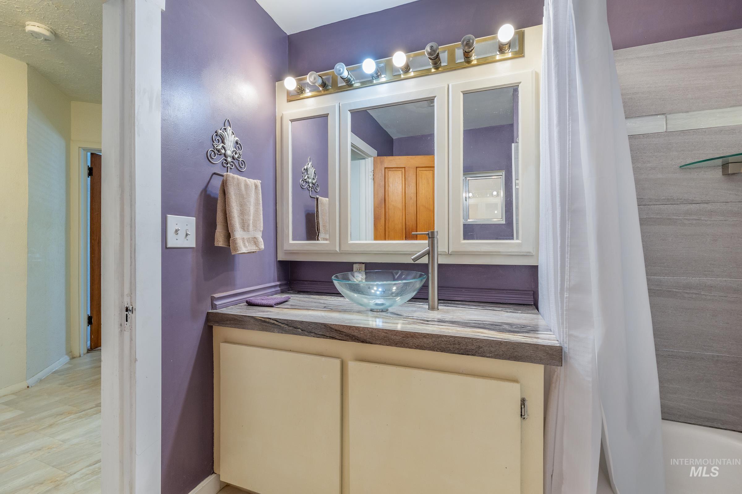 1101 N 8th Street, Boise, Idaho 83702, 4 Bedrooms, 2.5 Bathrooms, Residential For Sale, Price $1,185,000,MLS 98985255