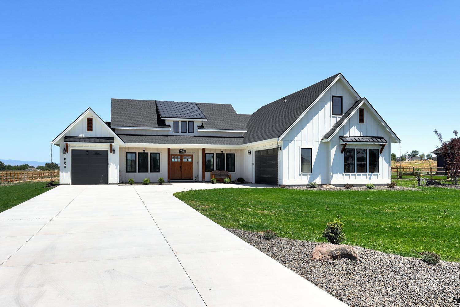 18658 Tranquil Pl, Caldwell, Idaho 83607-5523, 4 Bedrooms, 2.5 Bathrooms, Residential For Sale, Price $984,900, 98985261
