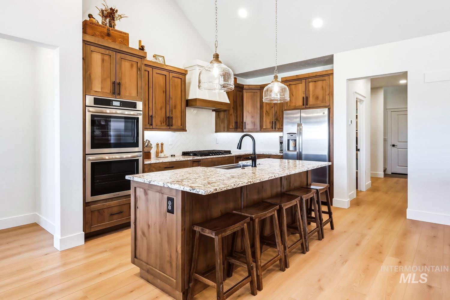 18658 Tranquil Pl, Caldwell, Idaho 83607-5523, 4 Bedrooms, 2.5 Bathrooms, Residential For Sale, Price $999,900,MLS 98985261