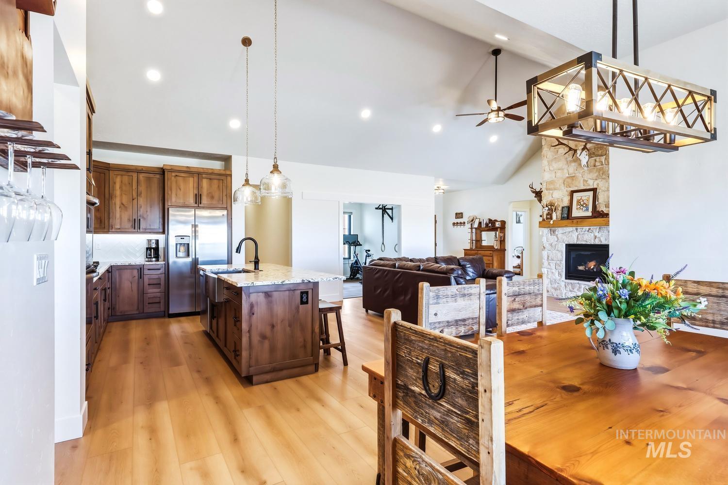 18658 Tranquil Pl, Caldwell, Idaho 83607-5523, 4 Bedrooms, 2.5 Bathrooms, Residential For Sale, Price $999,900,MLS 98985261