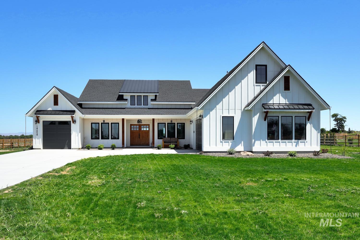 18658 Tranquil Pl, Caldwell, Idaho 83607-5523, 4 Bedrooms, 2.5 Bathrooms, Residential For Sale, Price $984,900, 98985261