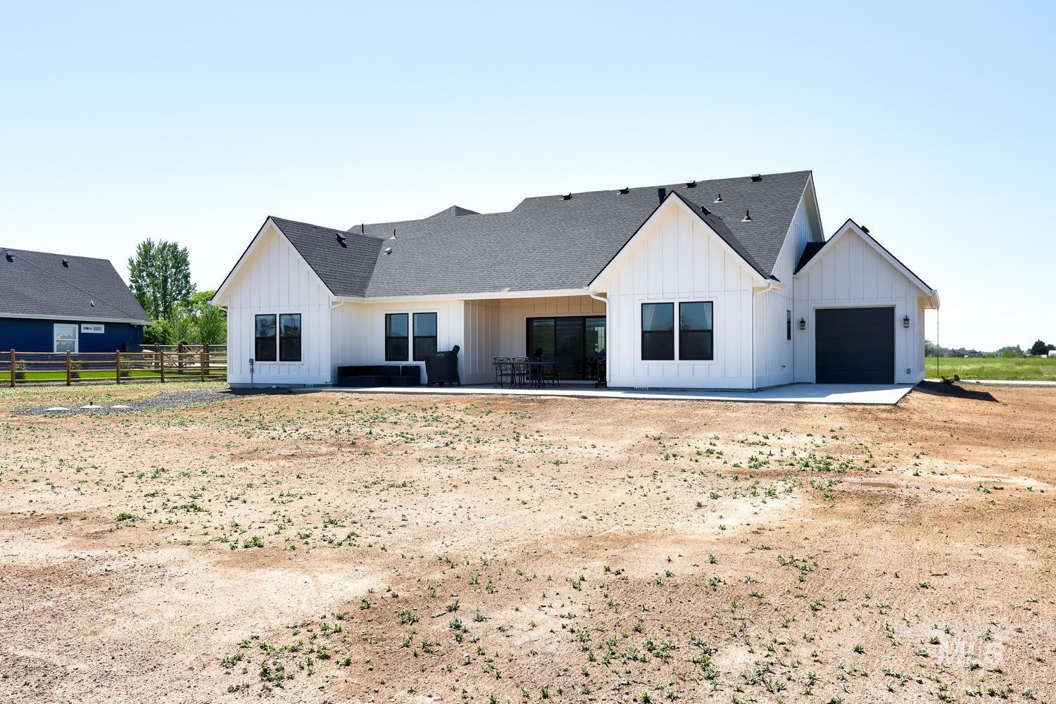 18658 Tranquil Pl, Caldwell, Idaho 83607-5523, 4 Bedrooms, 2.5 Bathrooms, Residential For Sale, Price $999,900,MLS 98985261